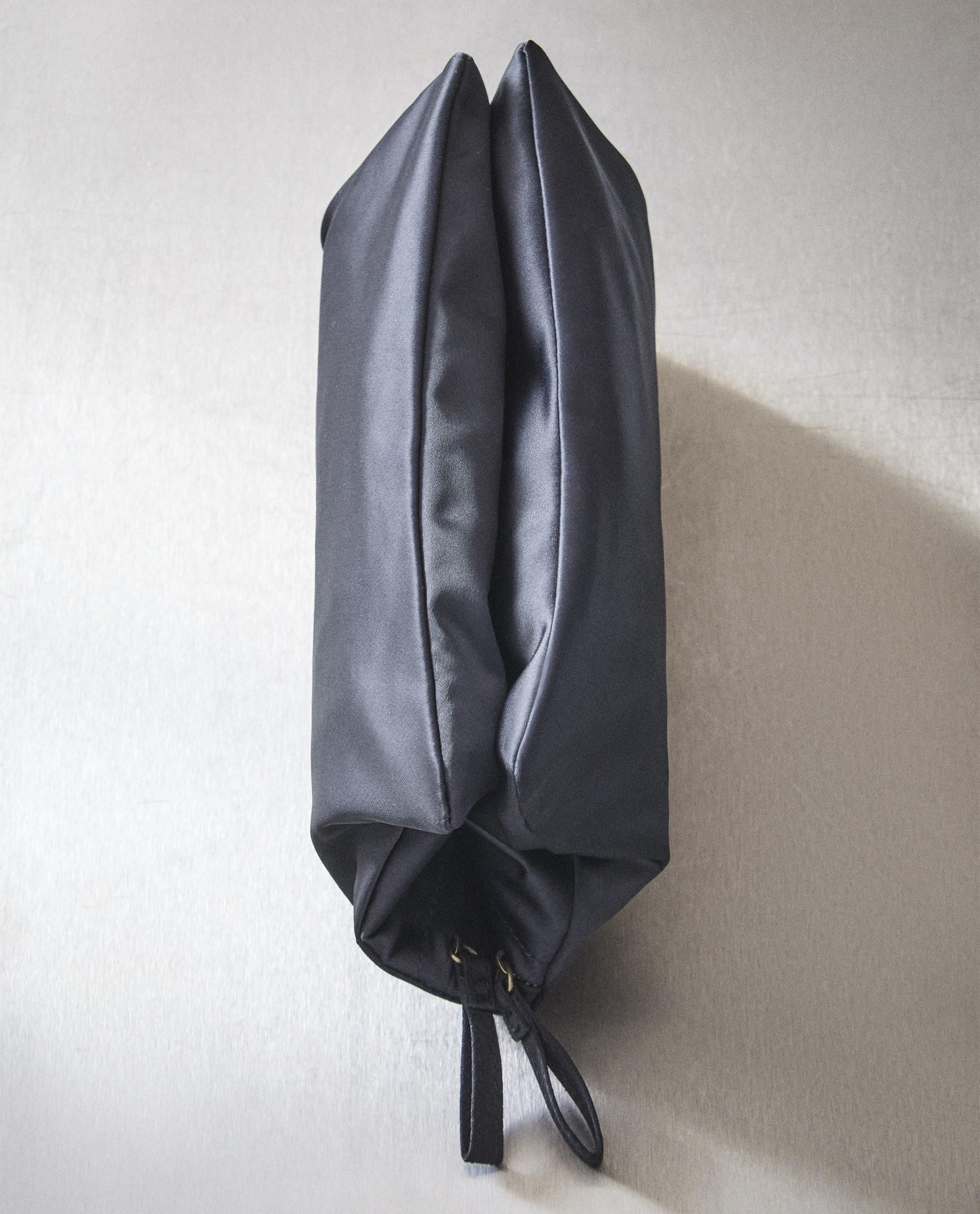 SATEEN OBJECT HOLDER WASH BAG SATEEN OBJECT HOLDER WASH BAG