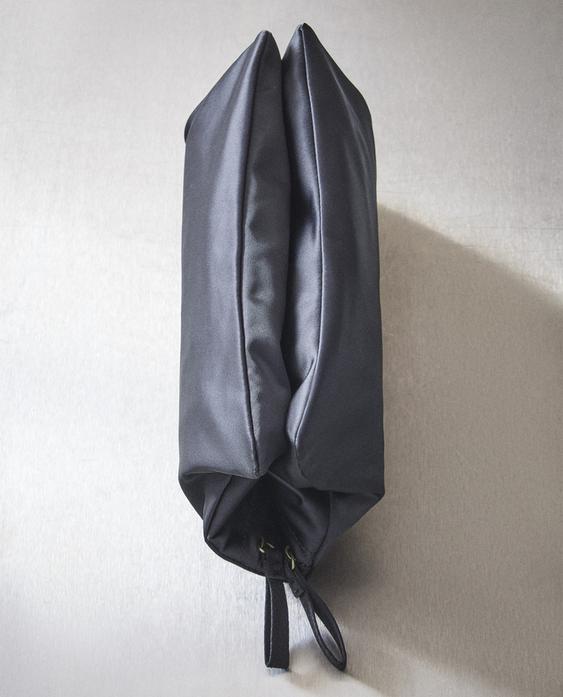 NECESER PORTAOBJETOS SATÉN NECESER PORTAOBJETOS SATÉN