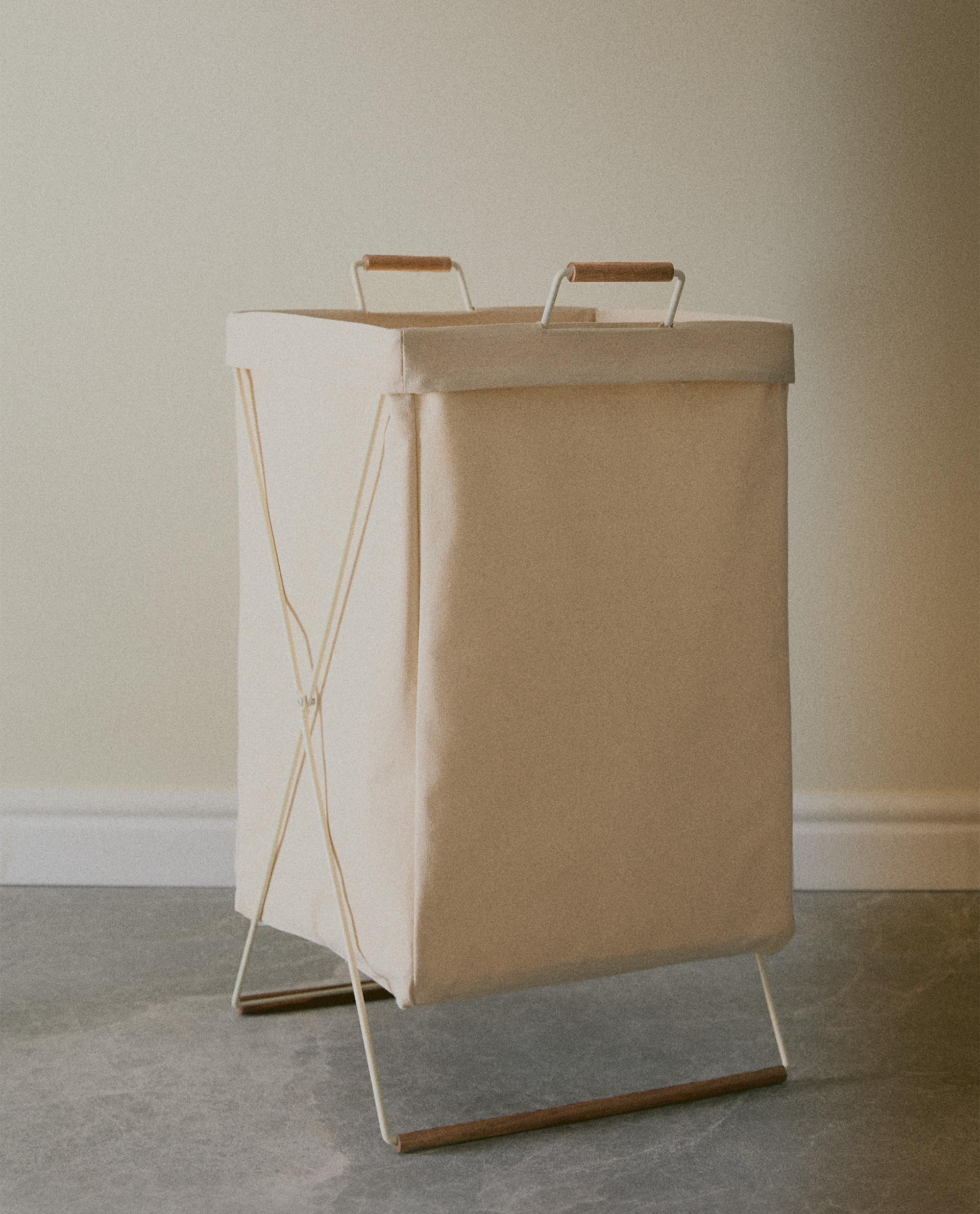 木製折り畳み洗濯物干し　ザラホーム 木製折りたたみ縦型物干し | Zara Home 日本/Japan