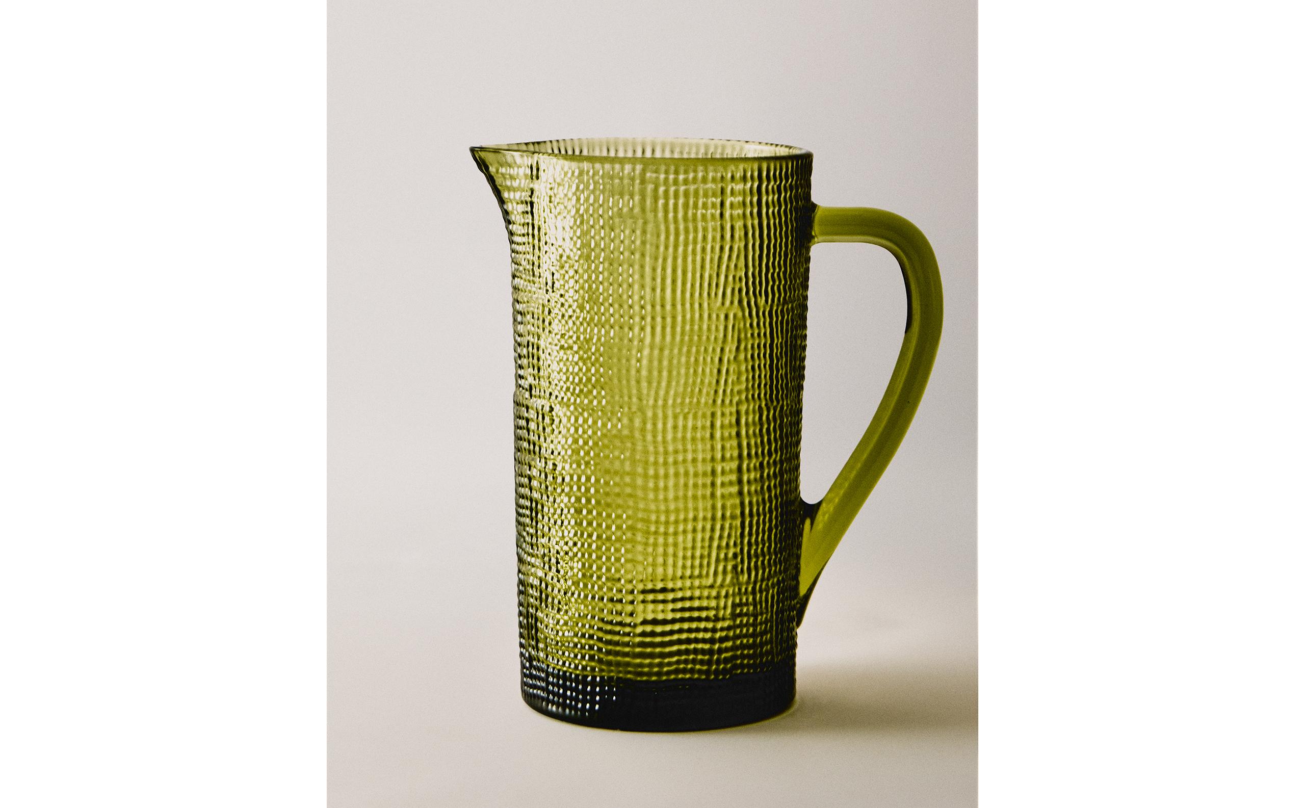 RAISED DESIGN GLASS JUG product thumbnail 9