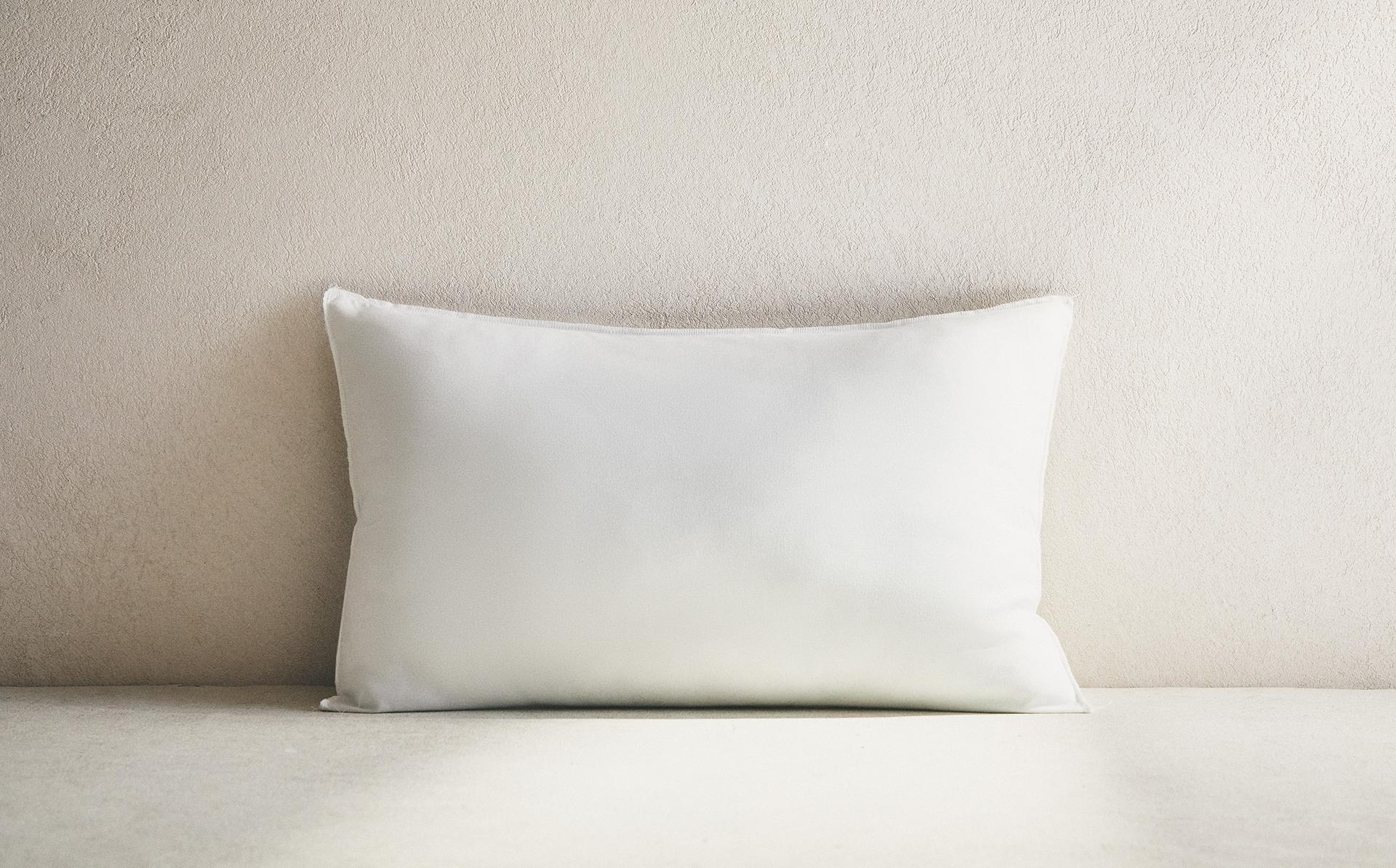 KIDS' MICROFIBRE PILLOW KIDS' MICROFIBRE PILLOW