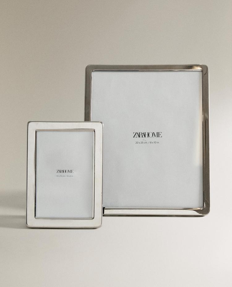 METAL PHOTO FRAME WITH ROUNDED CORNERS