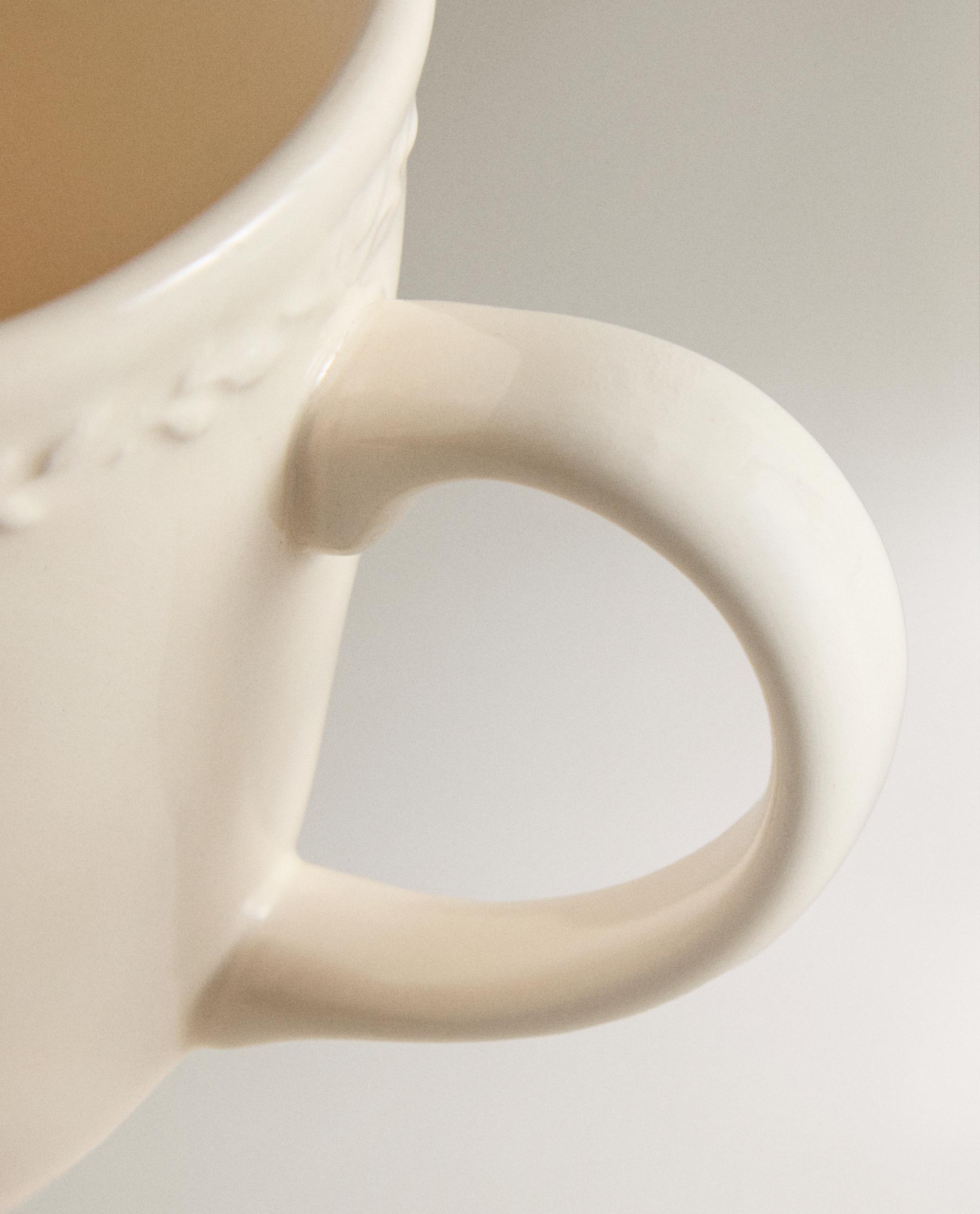 EARTHENWARE MUG WITH RAISED-DESIGN EDGE product thumbnail 7