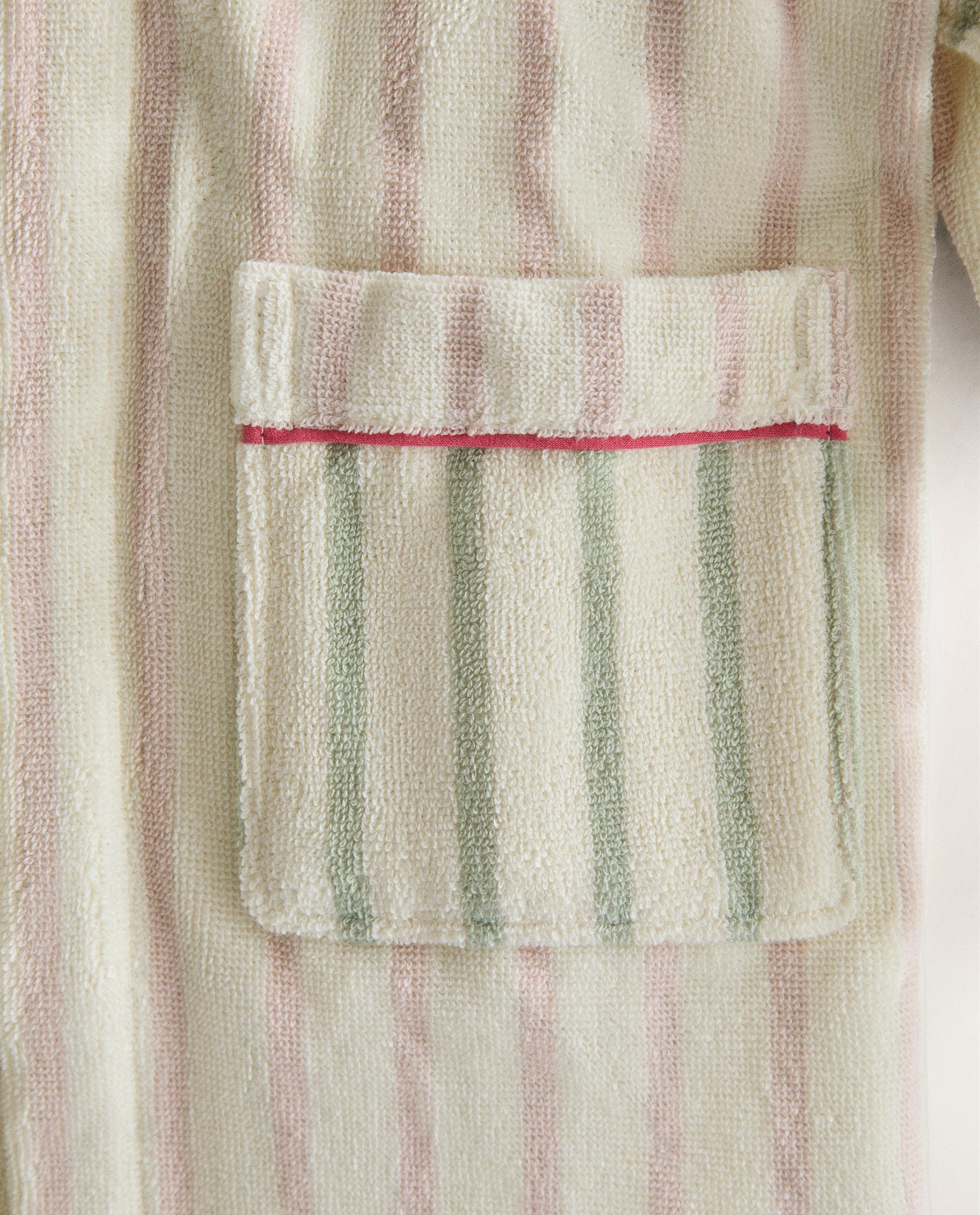 KIDS' STRIPED BATHROBE product thumbnail 13