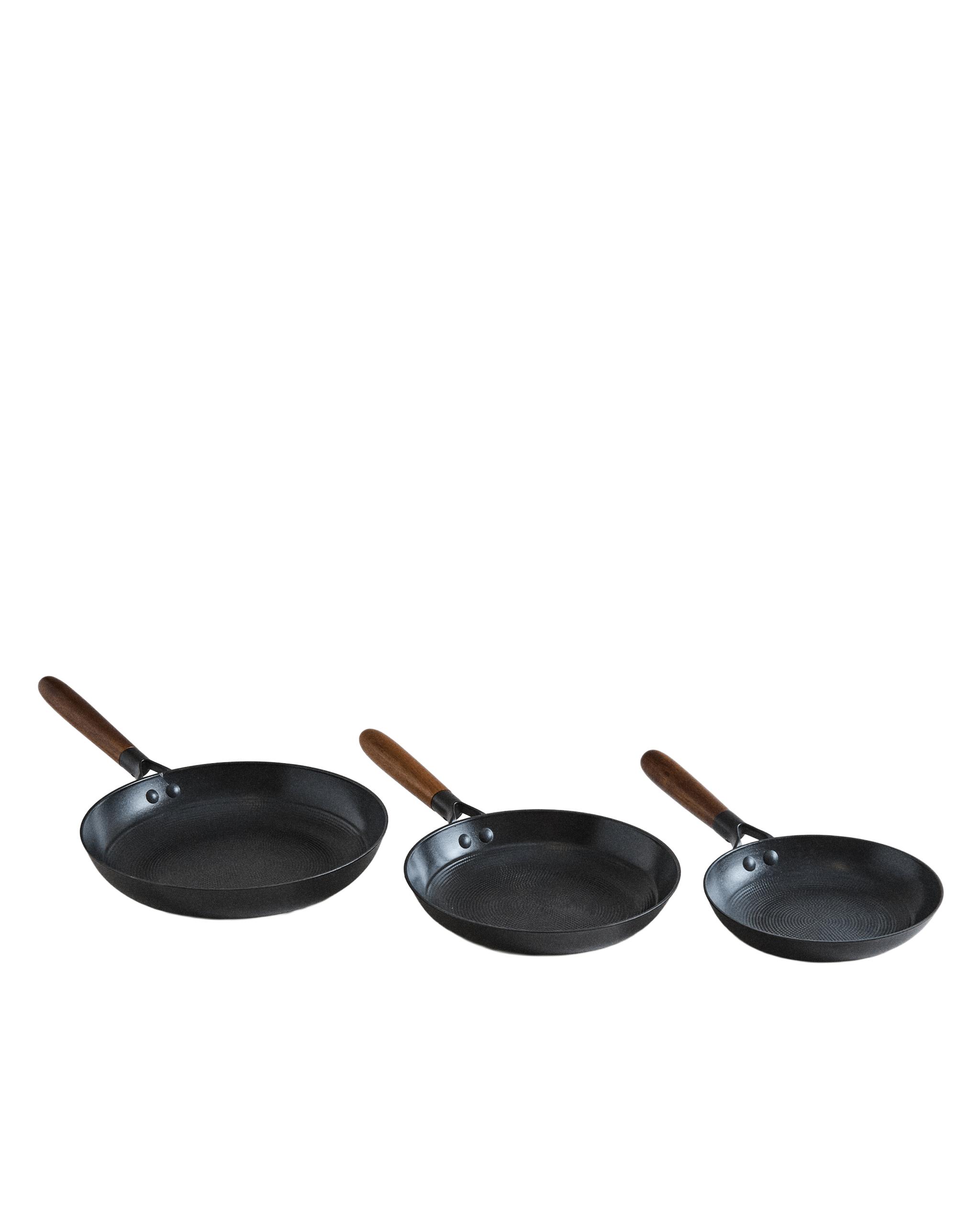 IRON FRYING PAN product thumbnail 16