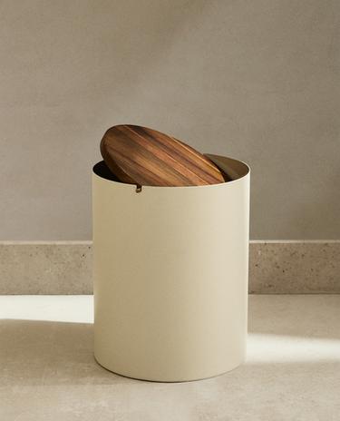 METAL BATHROOM TRASH CAN WITH WOODEN LID