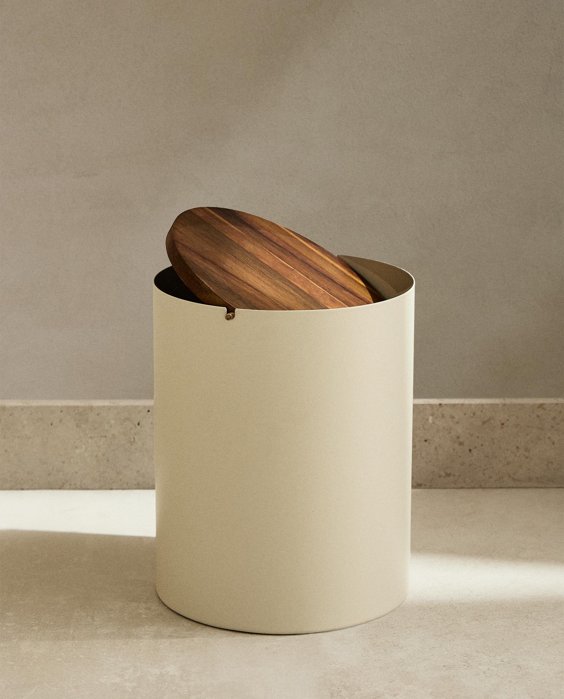 Metal Bathroom Bin with Wooden Lid - Stylish & Durable
