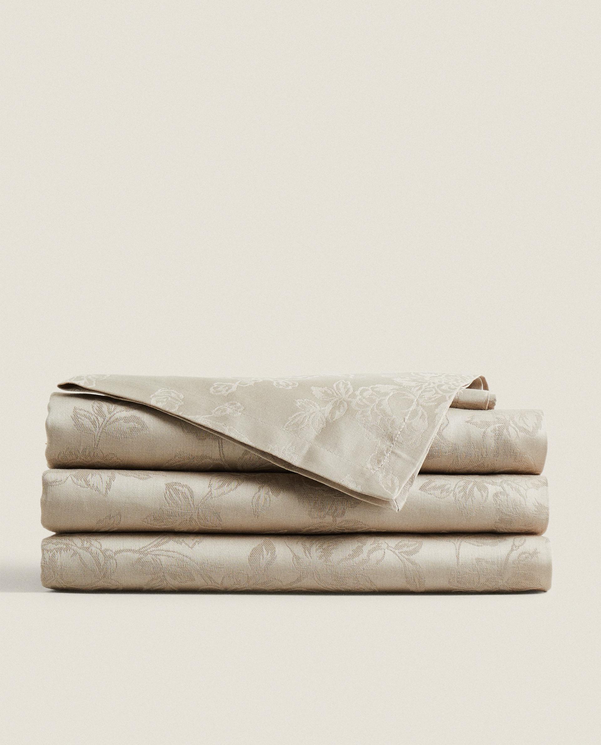 花柄ジャカードテーブルクロス | Zara Home 日本/Japan