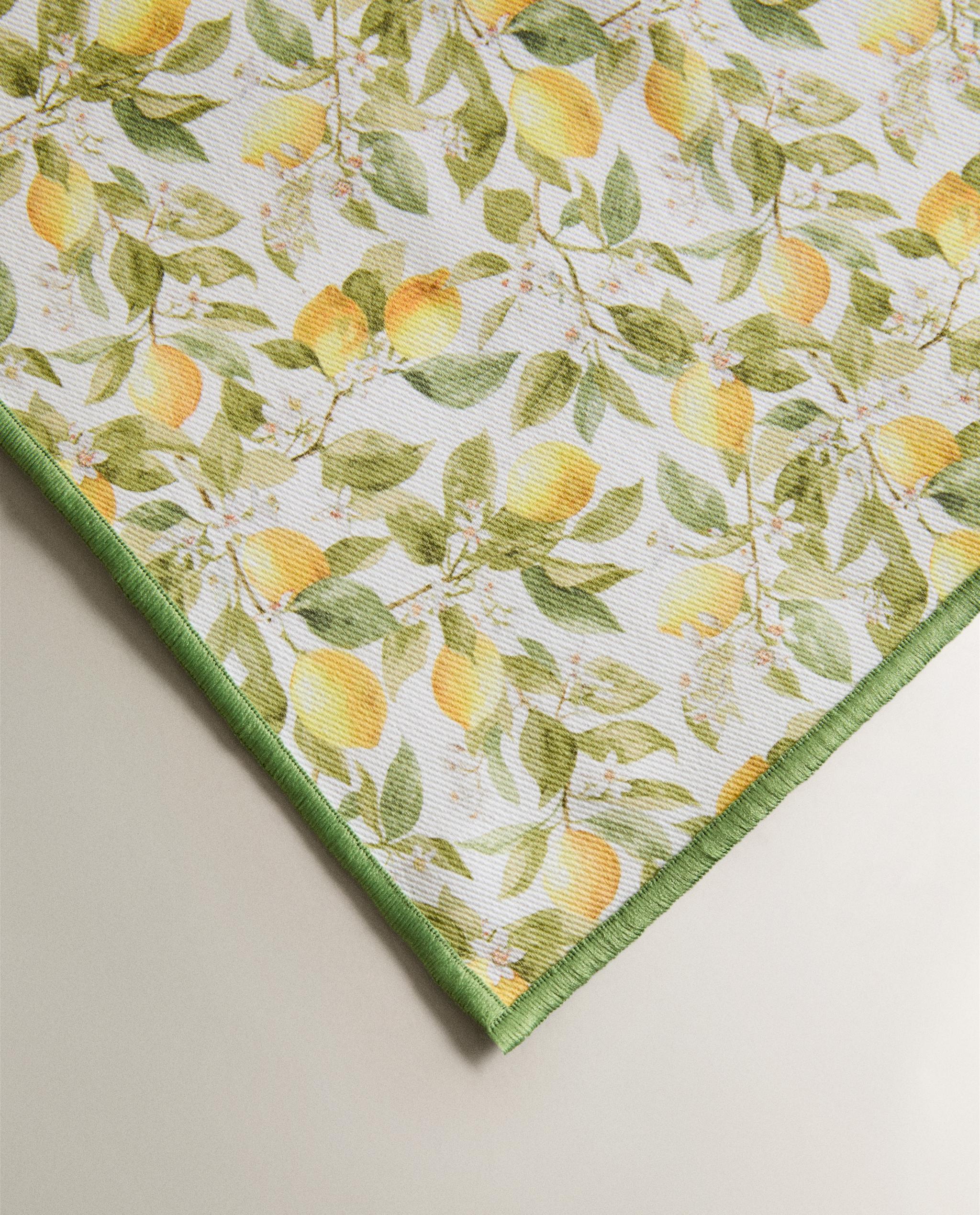 RESIN-COATED LEMON TABLE RUNNER product thumbnail 3