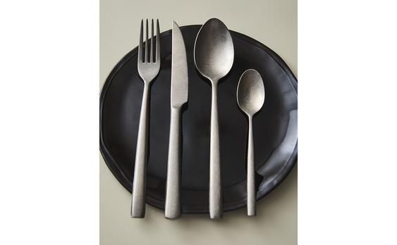 4-TEILIGES VINTAGE BESTECKSET AUS STAHL
