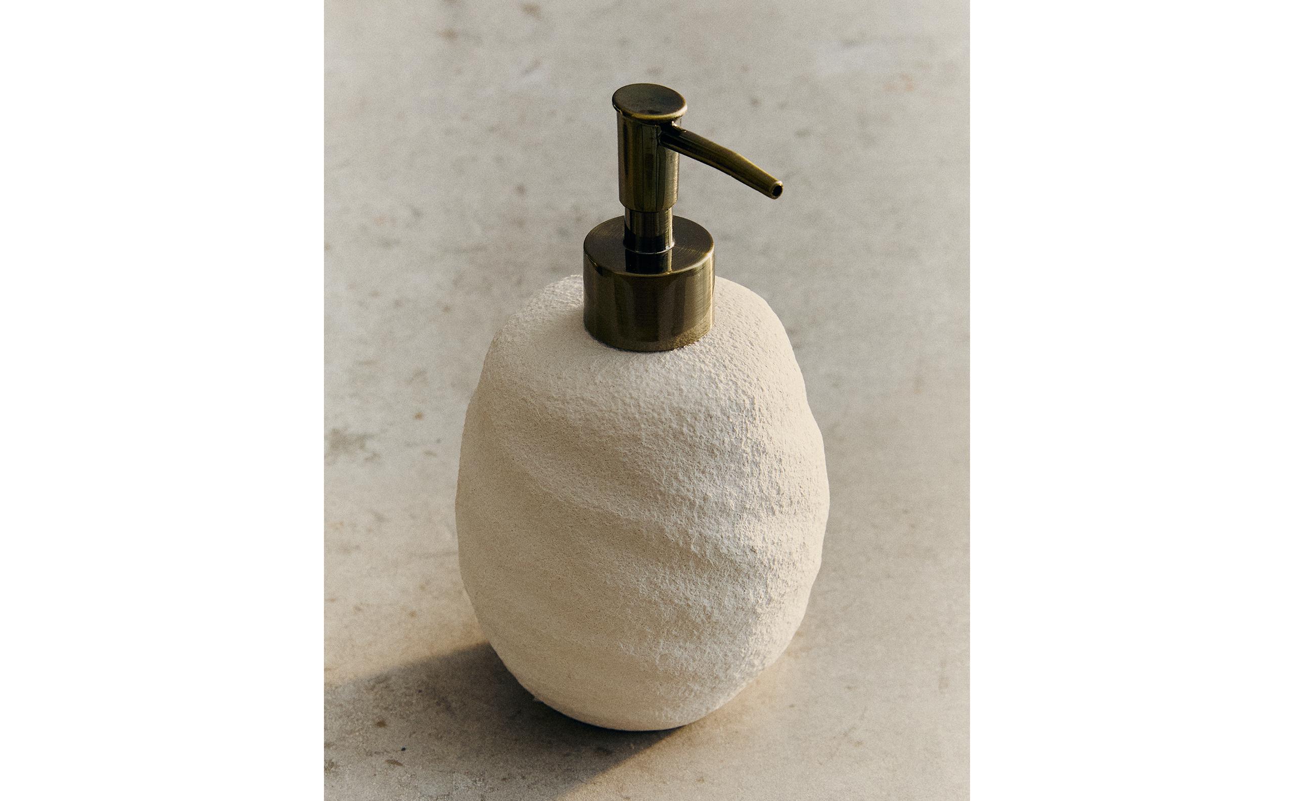 TEXTURED CERAMIC SOAP DISPENSER product thumbnail 8