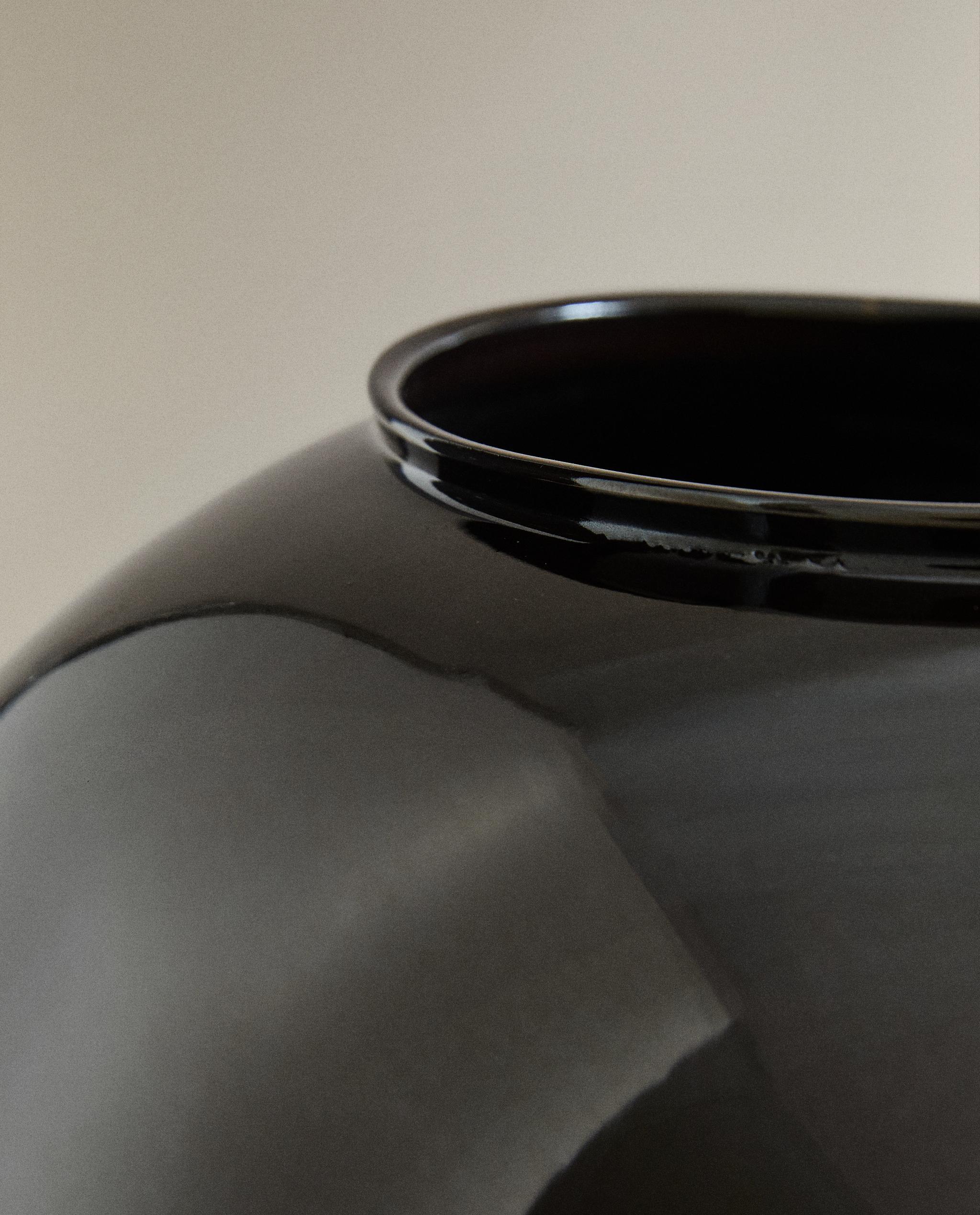 GLOSS SPHERE VASE product thumbnail 6
