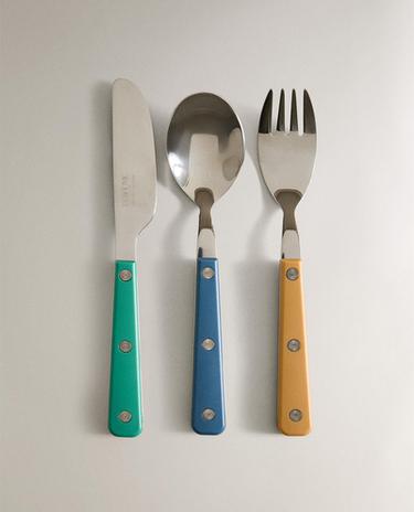 KIDS' COLOURED CUTLERY SET