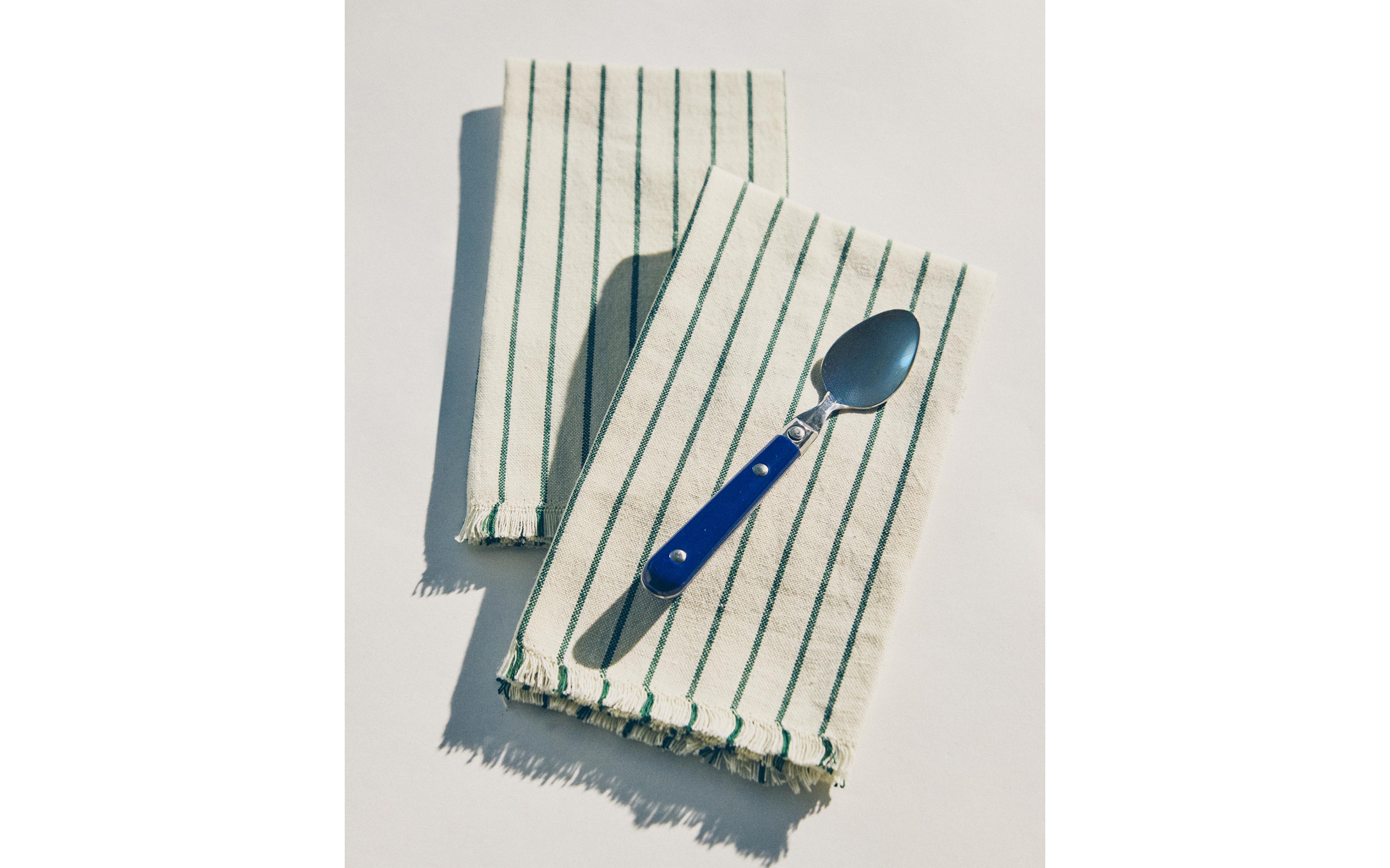PACK OF STRIPED AND FRINGED NAPKINS (PACK OF 2) product thumbnail 11