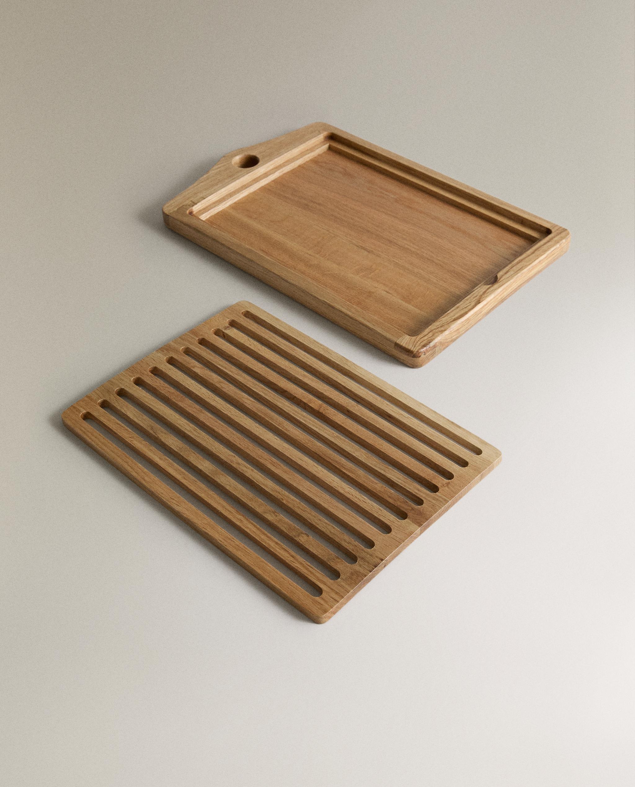 OAK BREAD CUTTING BOARD product thumbnail 2