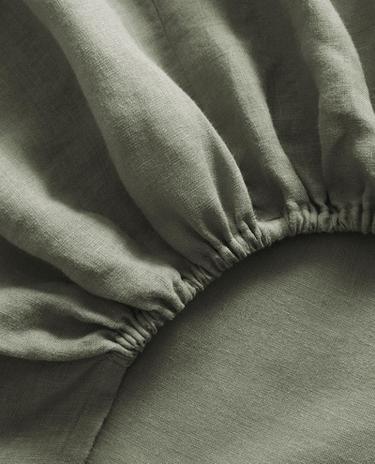 SPANNBETTLAKEN AUS WASHED-LOOK LEINEN (140 GxM²)