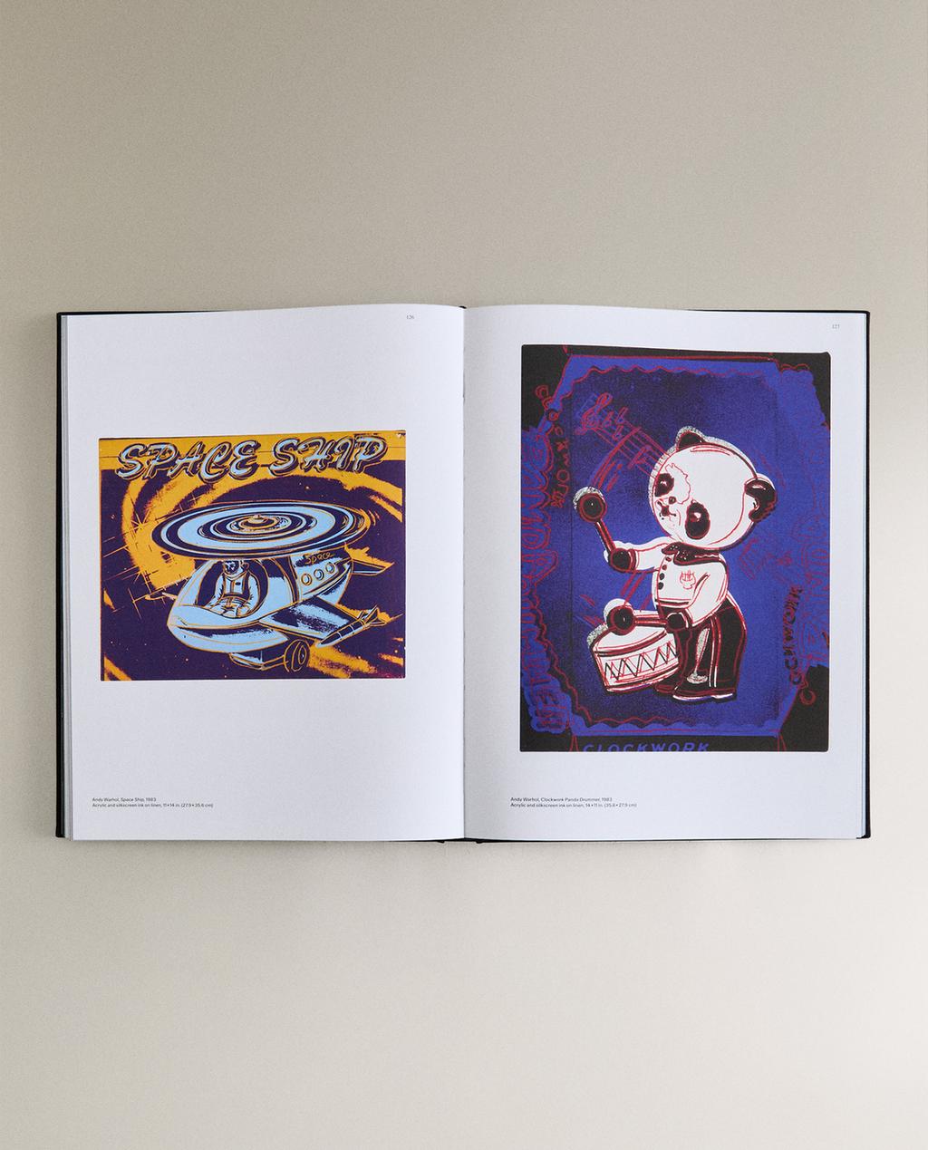 KOFFIETAFELBOEK KAWS WARHOL