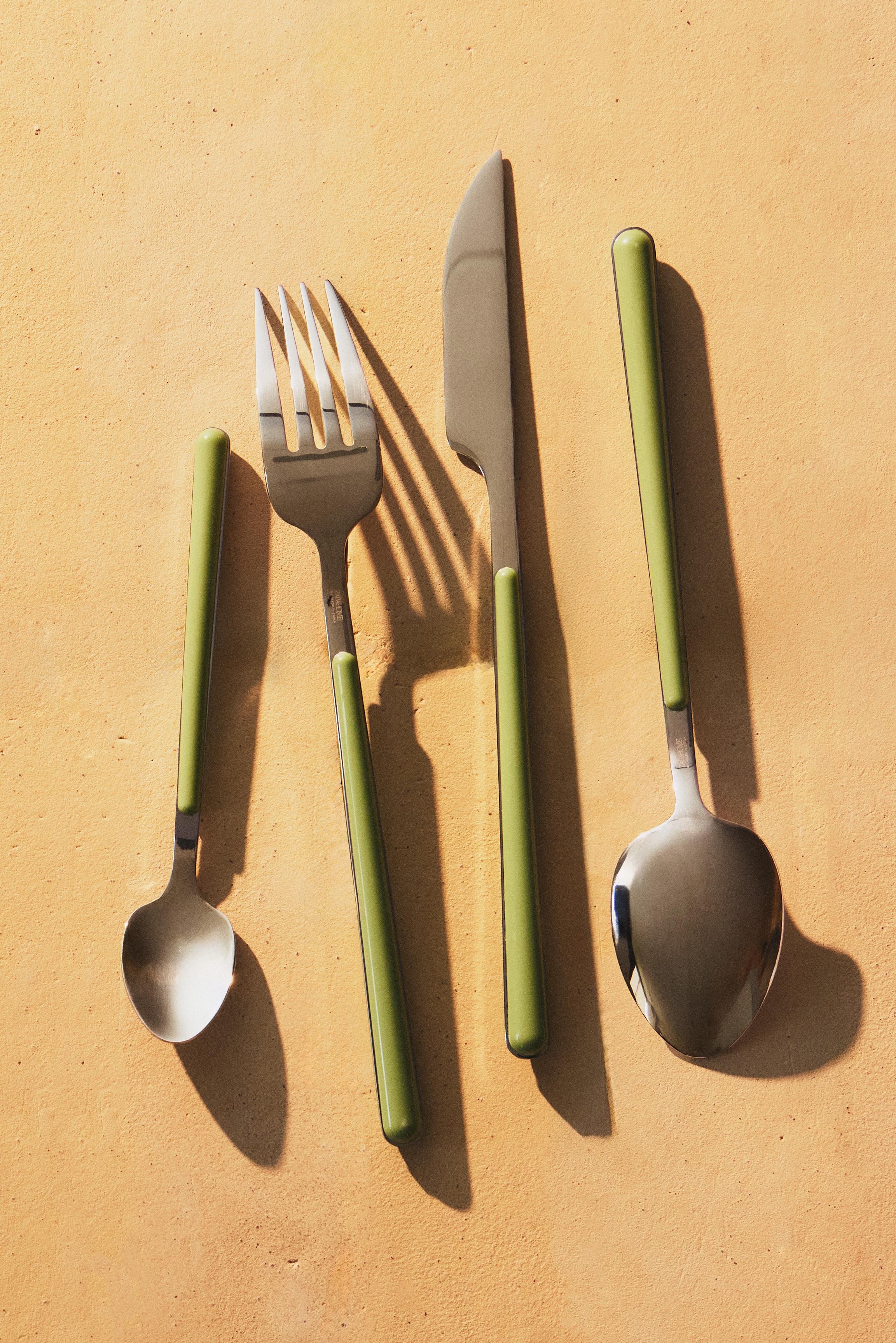 CUTLERY SET WITH GREEN HANDLE (SET OF 4) product thumbnail 7