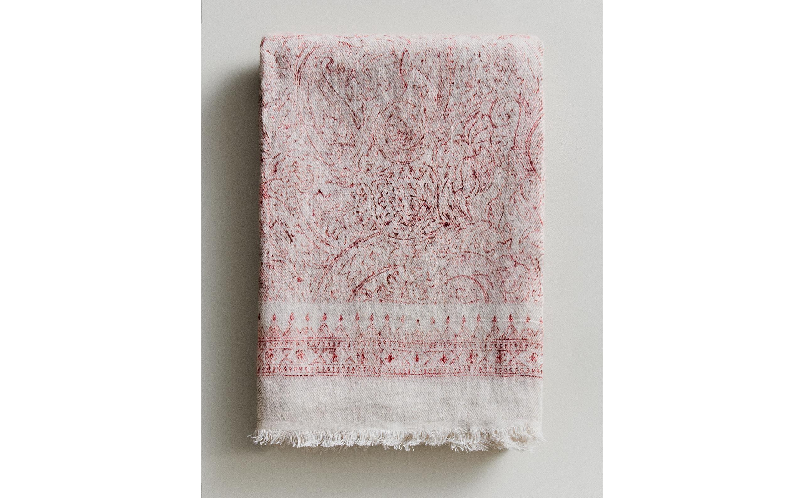 PAISLEY LINEN BLANKET product thumbnail 2