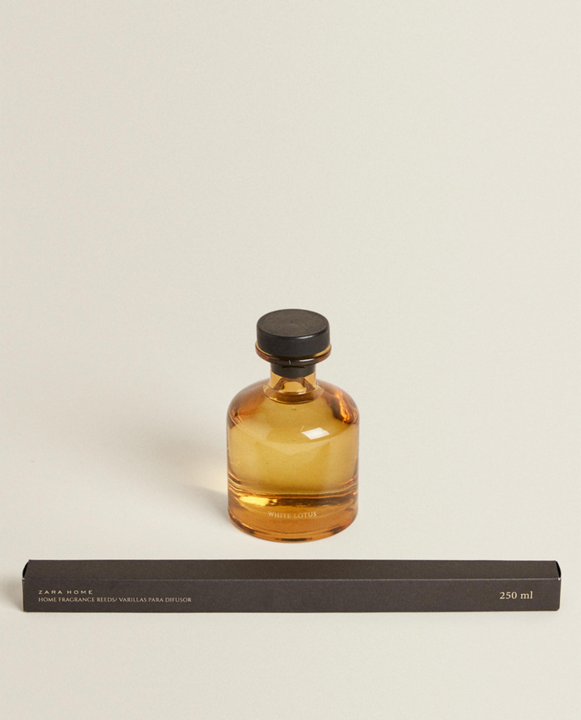 (250 ML) WHITE LOTUS REED DIFFUSERS product thumbnail 5