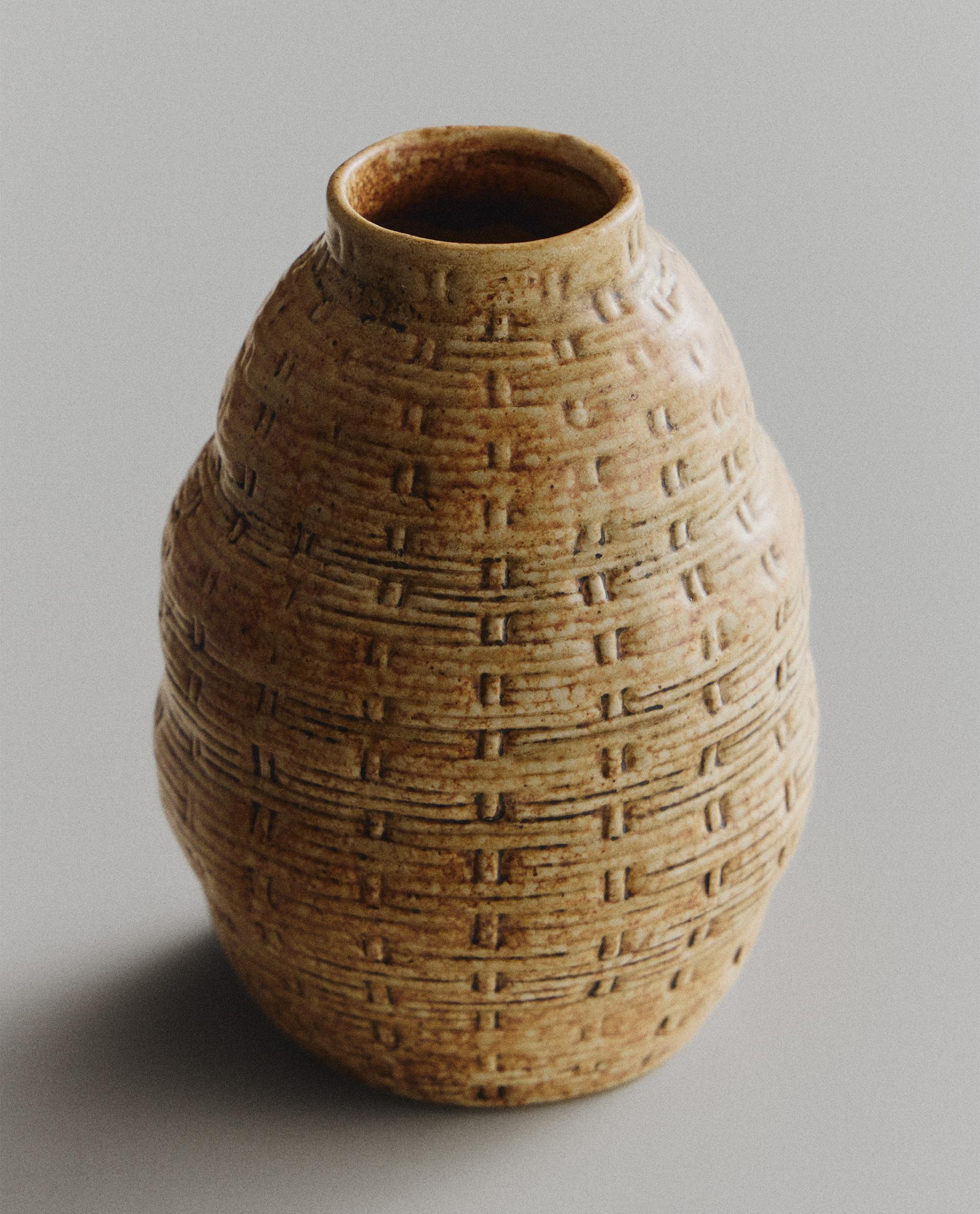 IRREGULAR CLAY VASE IRREGULAR CLAY VASE