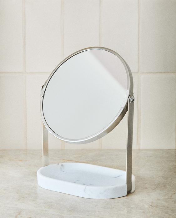 PASQYRË ME EFEKT MERMERI