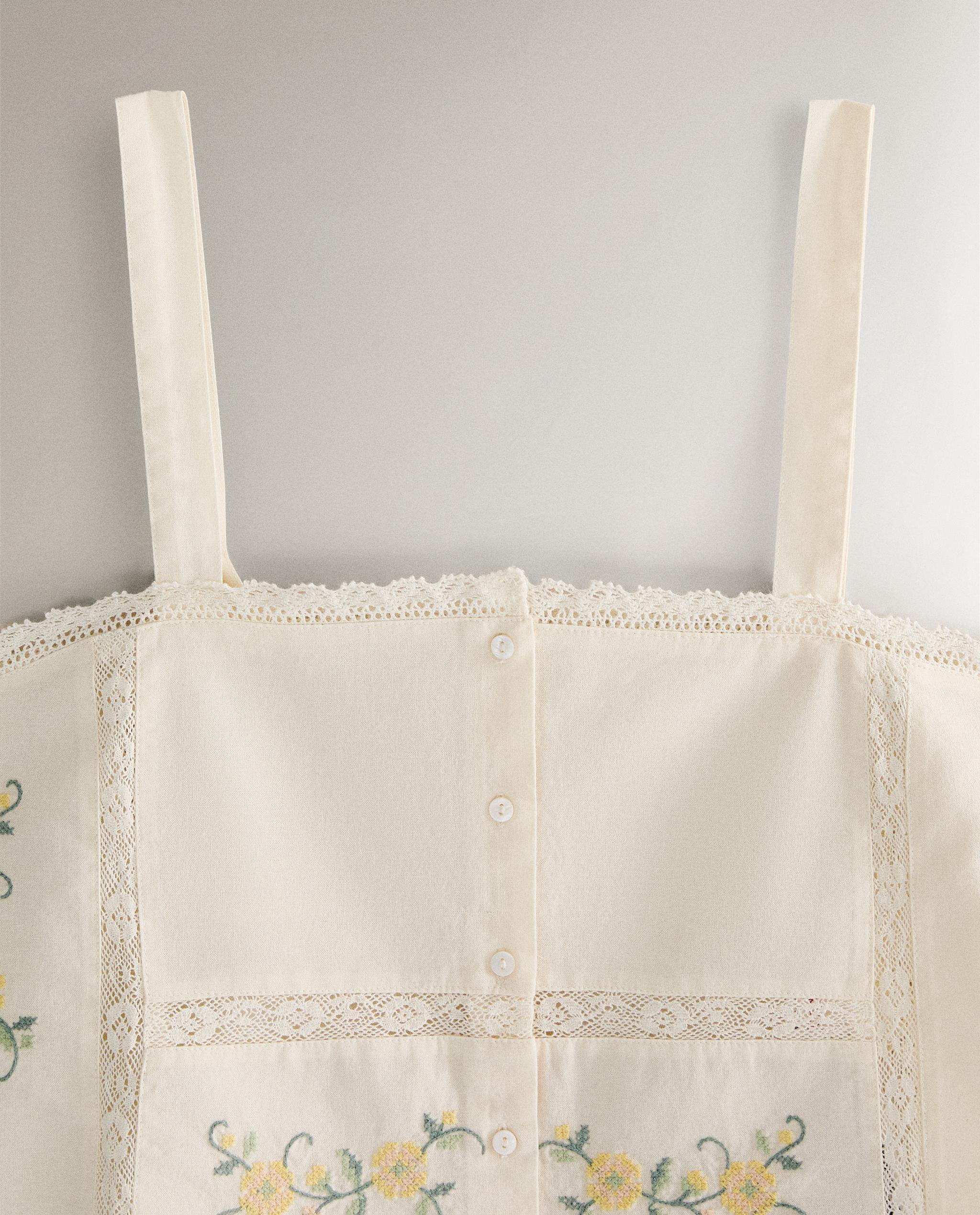 美品ꕥサラマリカ CTN LINEN FLOWER EMB ALL IN ONE Lilac and Ivory Stripe Floral Embroidered Table Linen