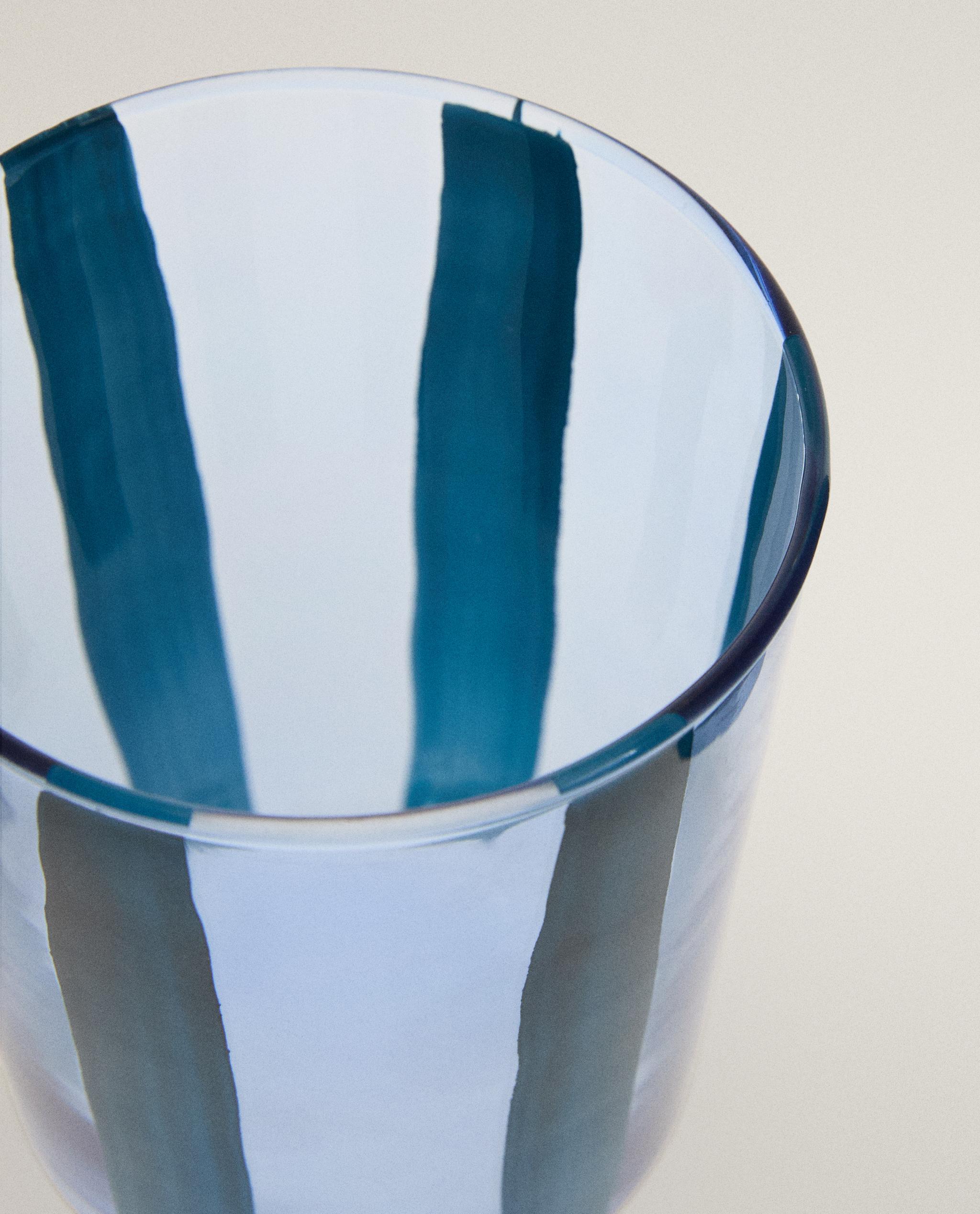 GLASS TUMBLER WITH LINE DESIGN product thumbnail 12
