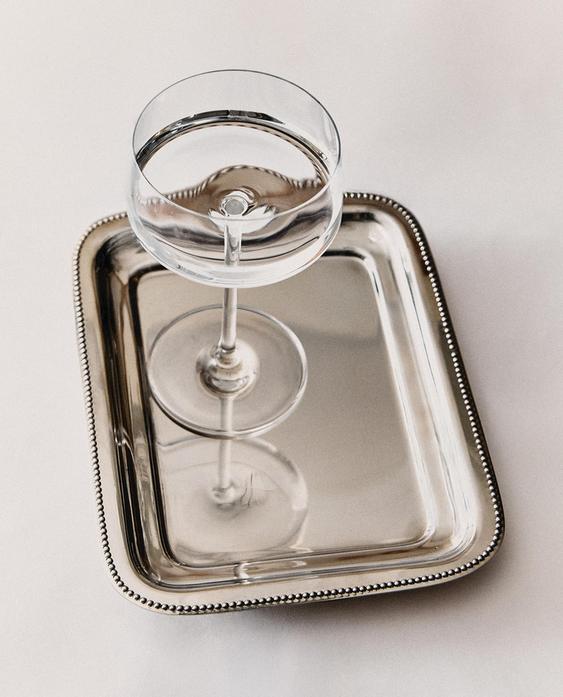 SHORT CONICAL CRYSTALLINE WINE GLASS