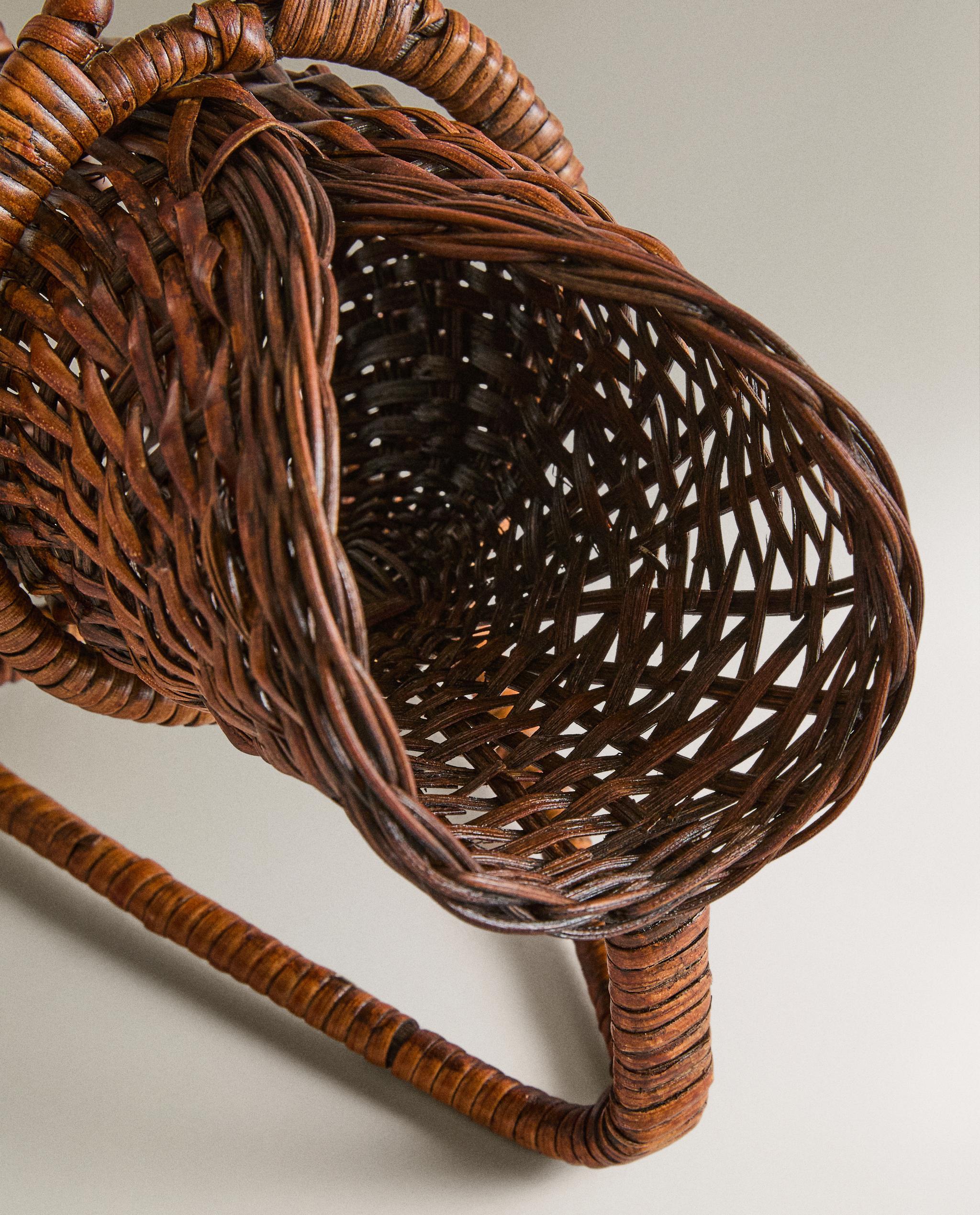 RATTAN BOTTLE STAND product thumbnail 3