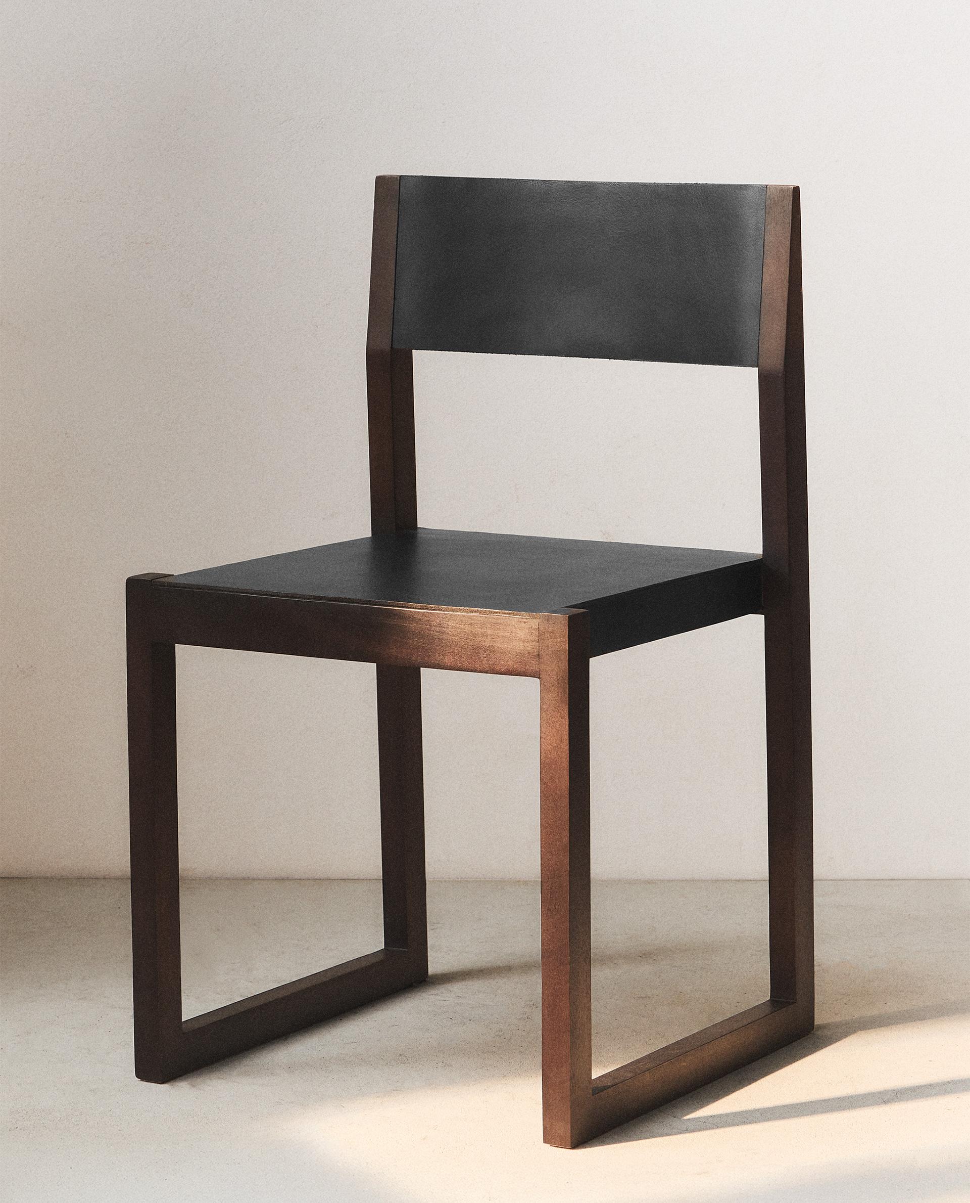 【ZARA HOME ザラホーム】サイドテーブル　ガラス×ラタン×ブラックウッド ラタン ベッドサイドテーブル | Zara Home 日本/Japan