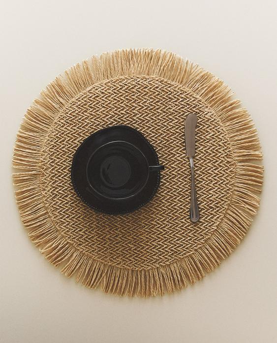 FRINGED PAPER PLACEMAT (PACK OF 2) FRINGED PAPER PLACEMAT (PACK OF 2)