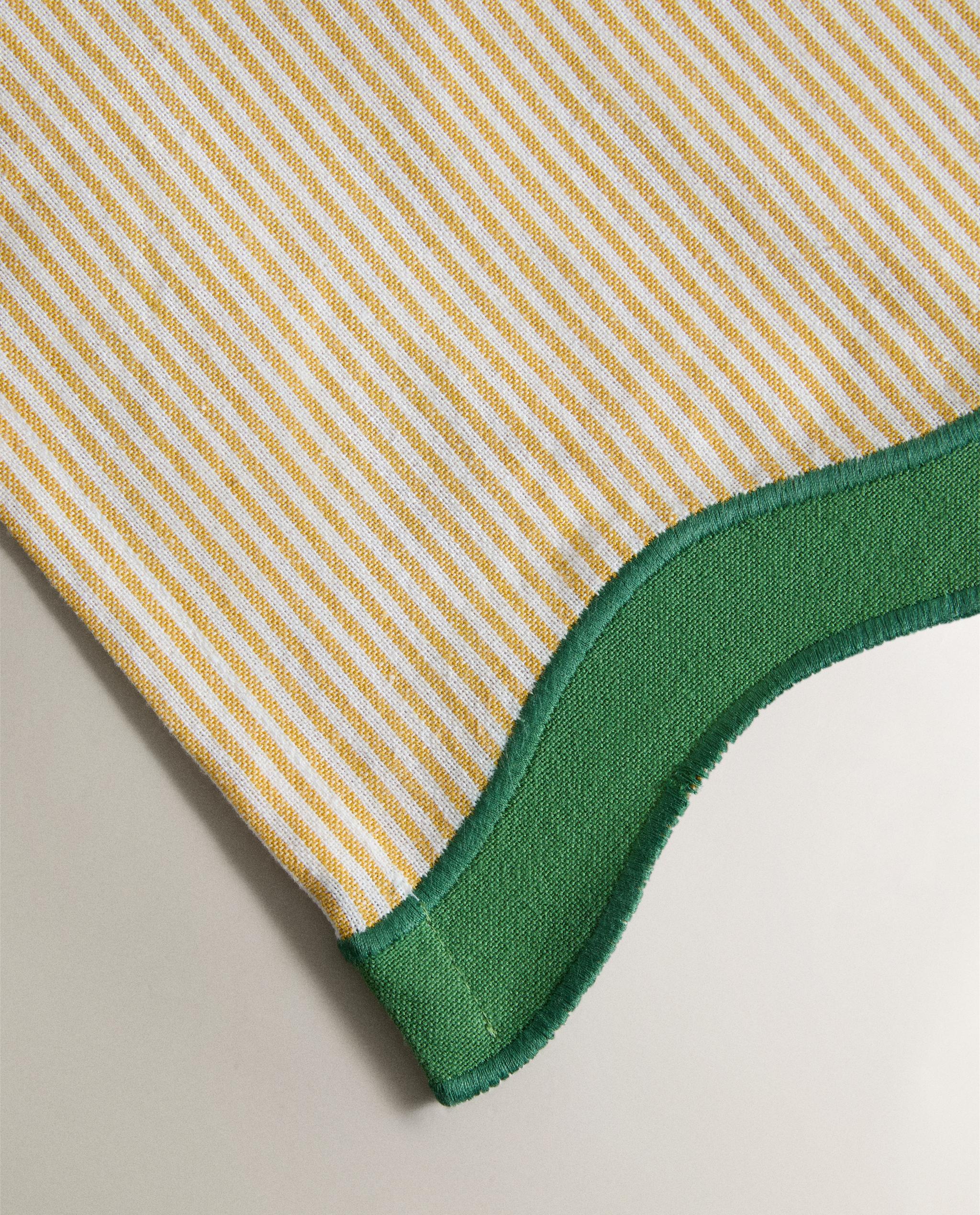 DYED THREAD COTTON TABLECLOTH product thumbnail 4