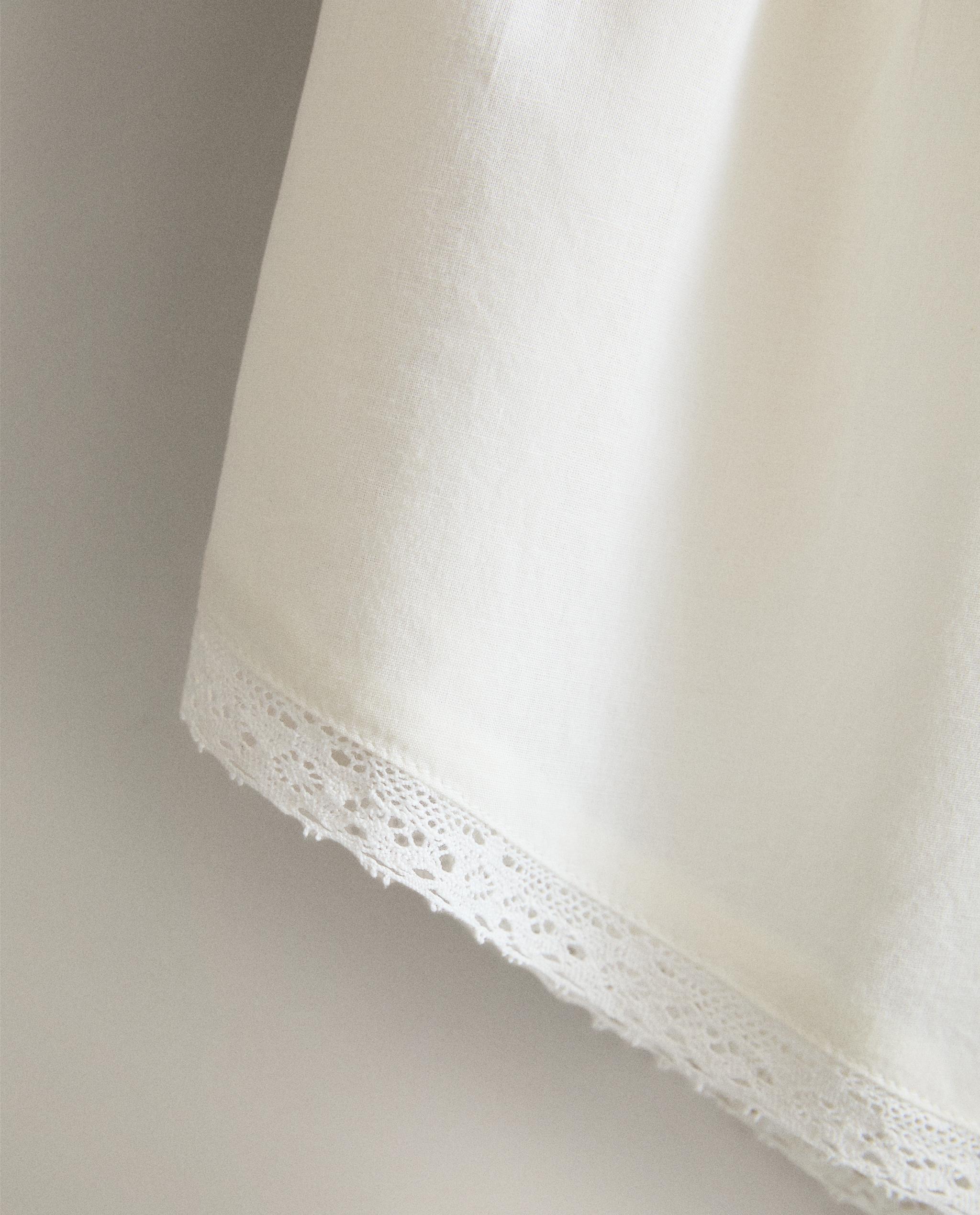 LACE CULOTTE SHORTS product thumbnail 3