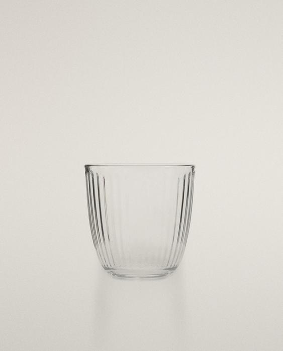 СТАКАН ИЗ СТЕКЛА С УЗОРОМ В ВИДЕ ЛИНИЙ