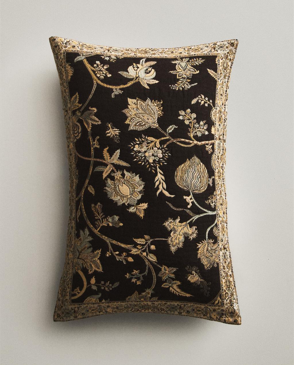 JACQUARD CUSHION COVER JACQUARD CUSHION COVER