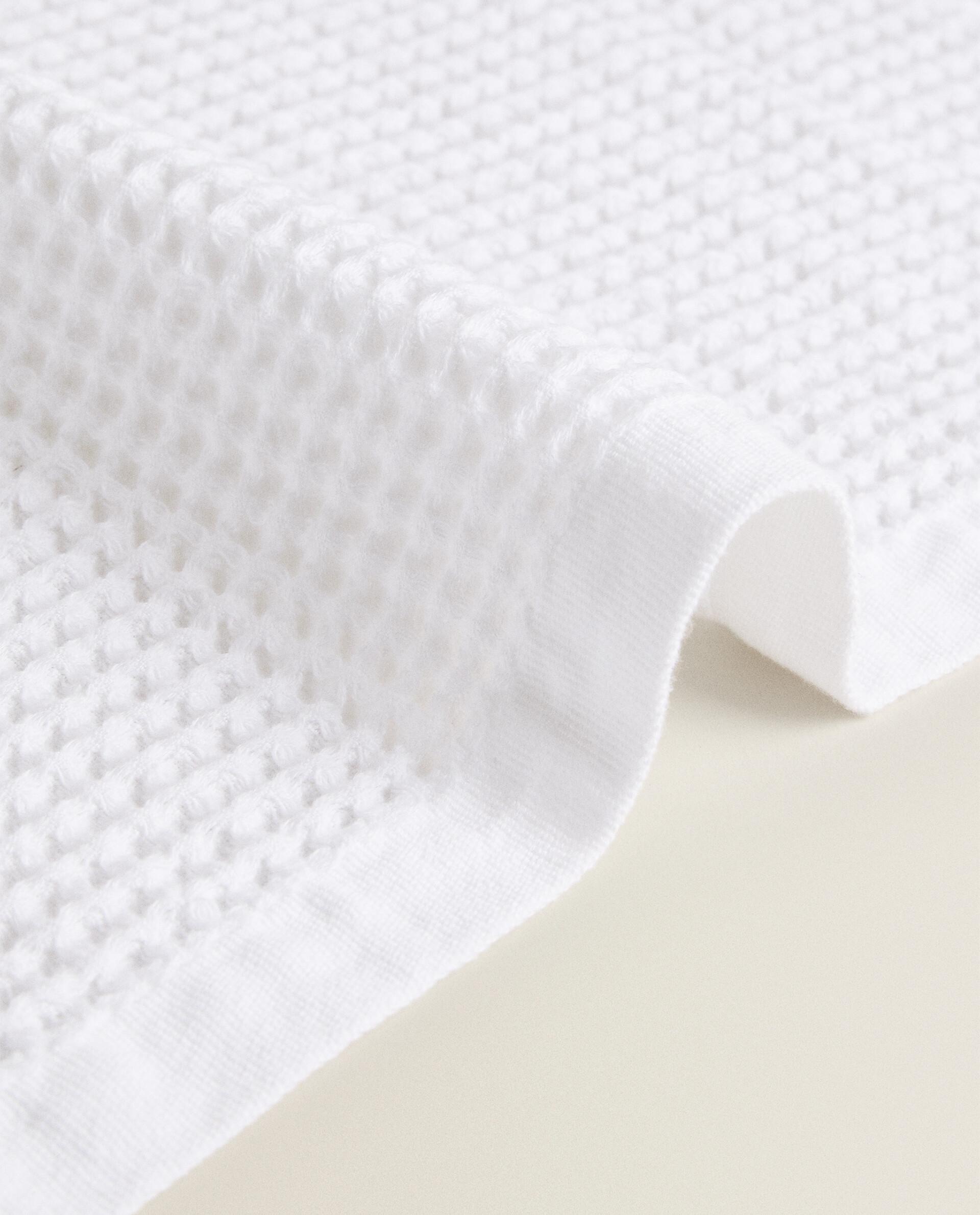 WAFFLE-KNIT COTTON BATH TOWEL product thumbnail 16