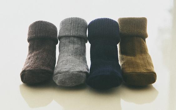 MULTICOLOURED BABY SOCKS (PACK OF 4)