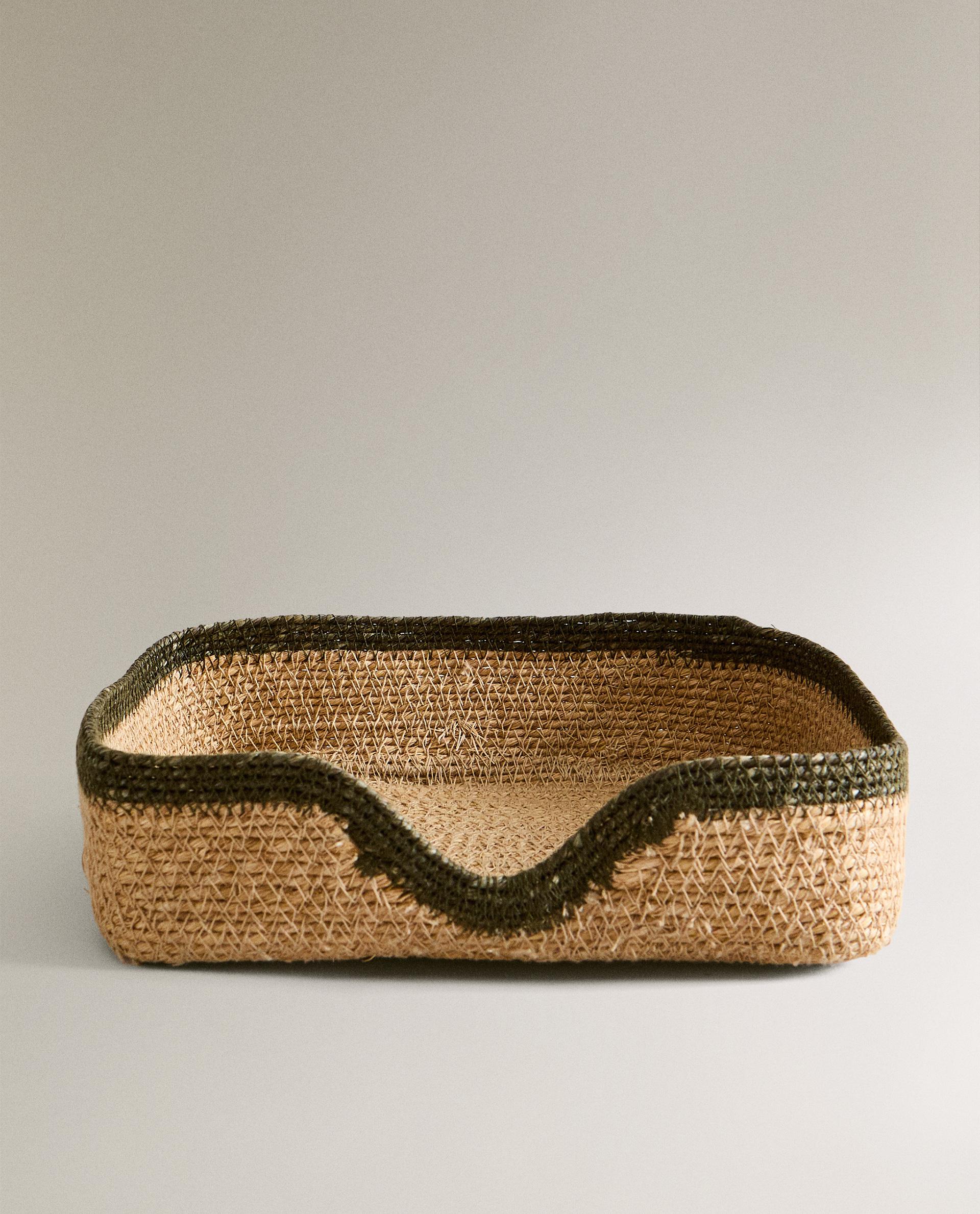 SEAGRASS NAPKIN HOLDER