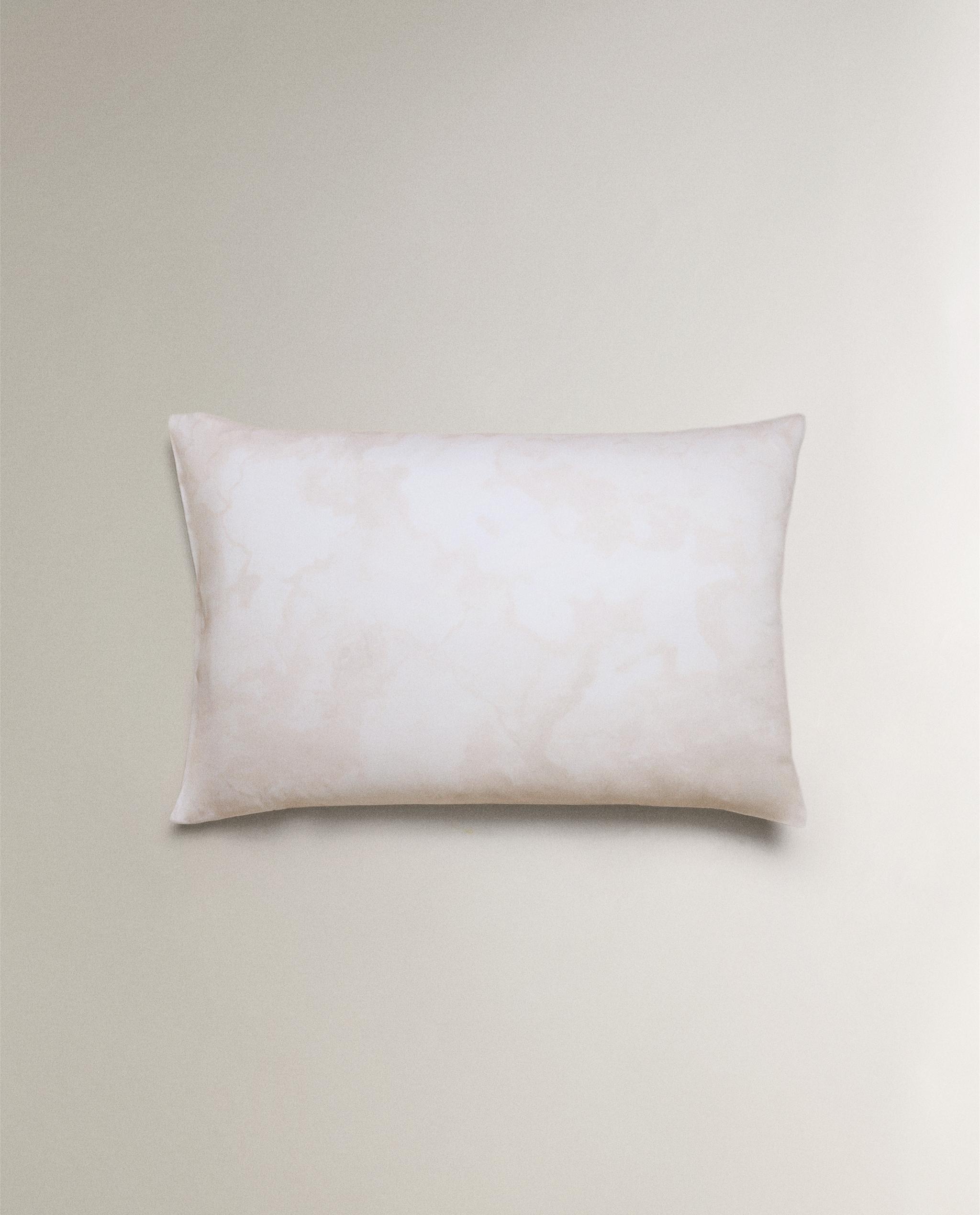 MARBLE PRINT PILLOWCASE product thumbnail 3