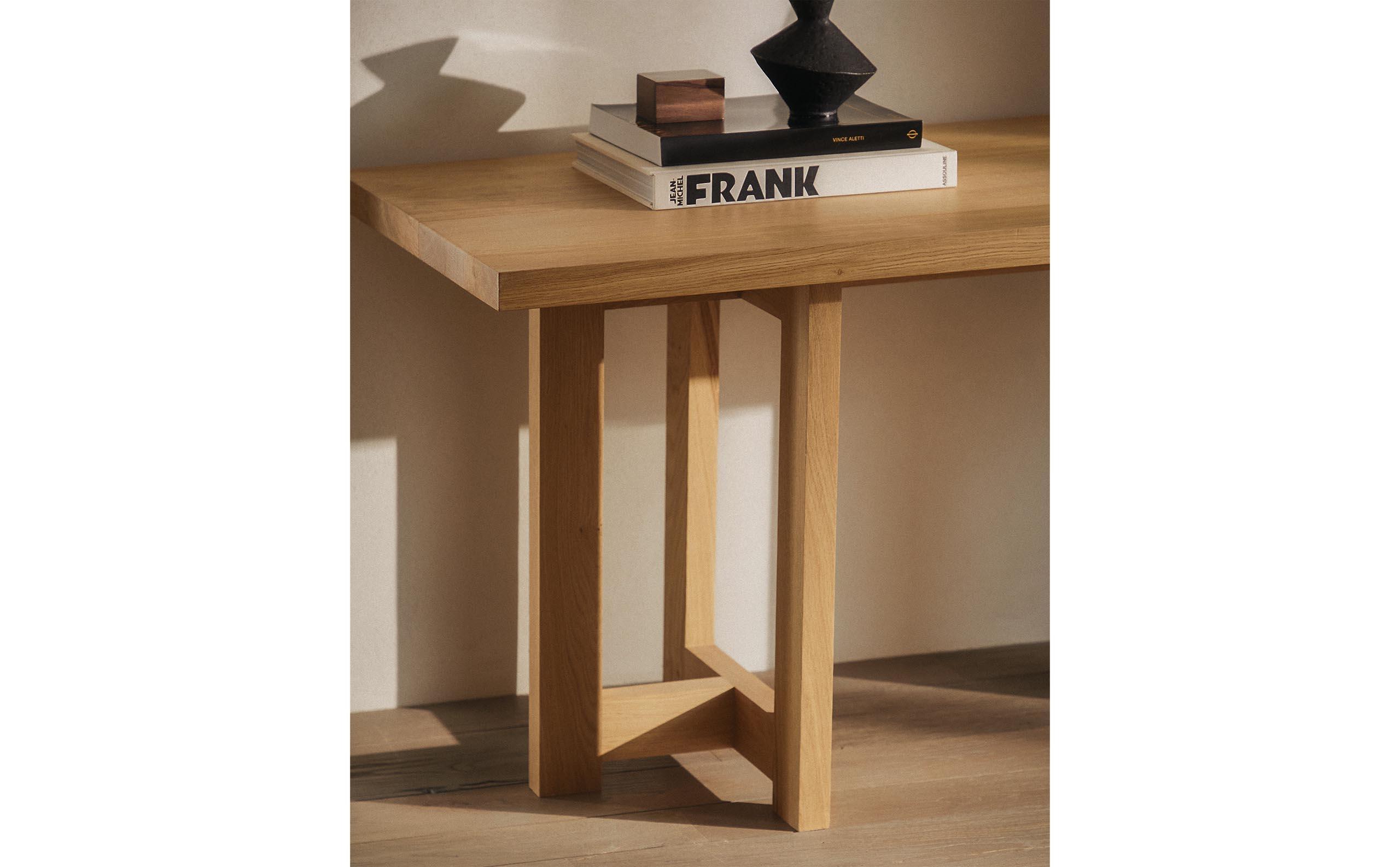 zara home カービング彫刻　サイドデスク DESK 01 | Zara Home United States of America