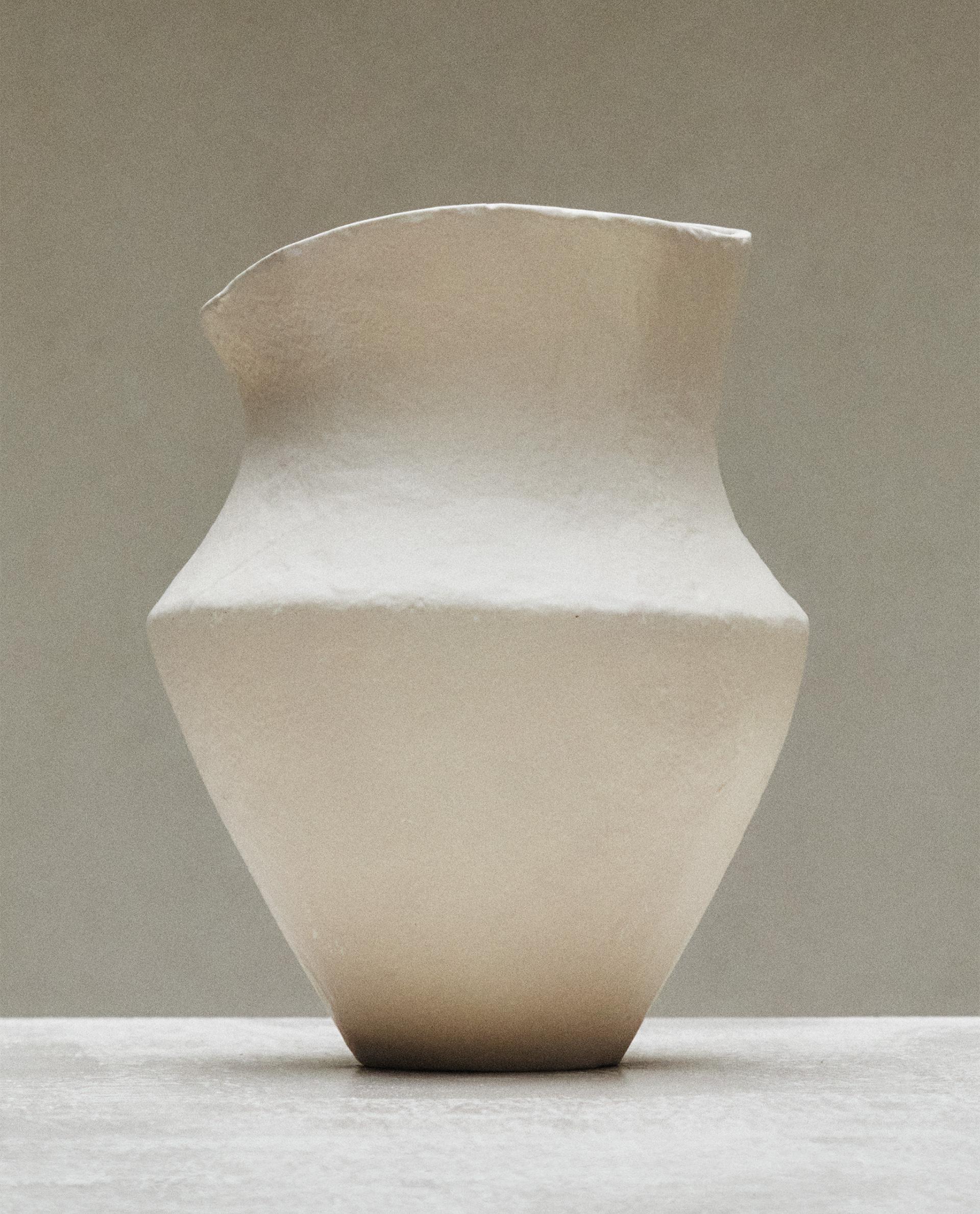 Irregular-Shaped Vase for Living Room | Zara Home UAE