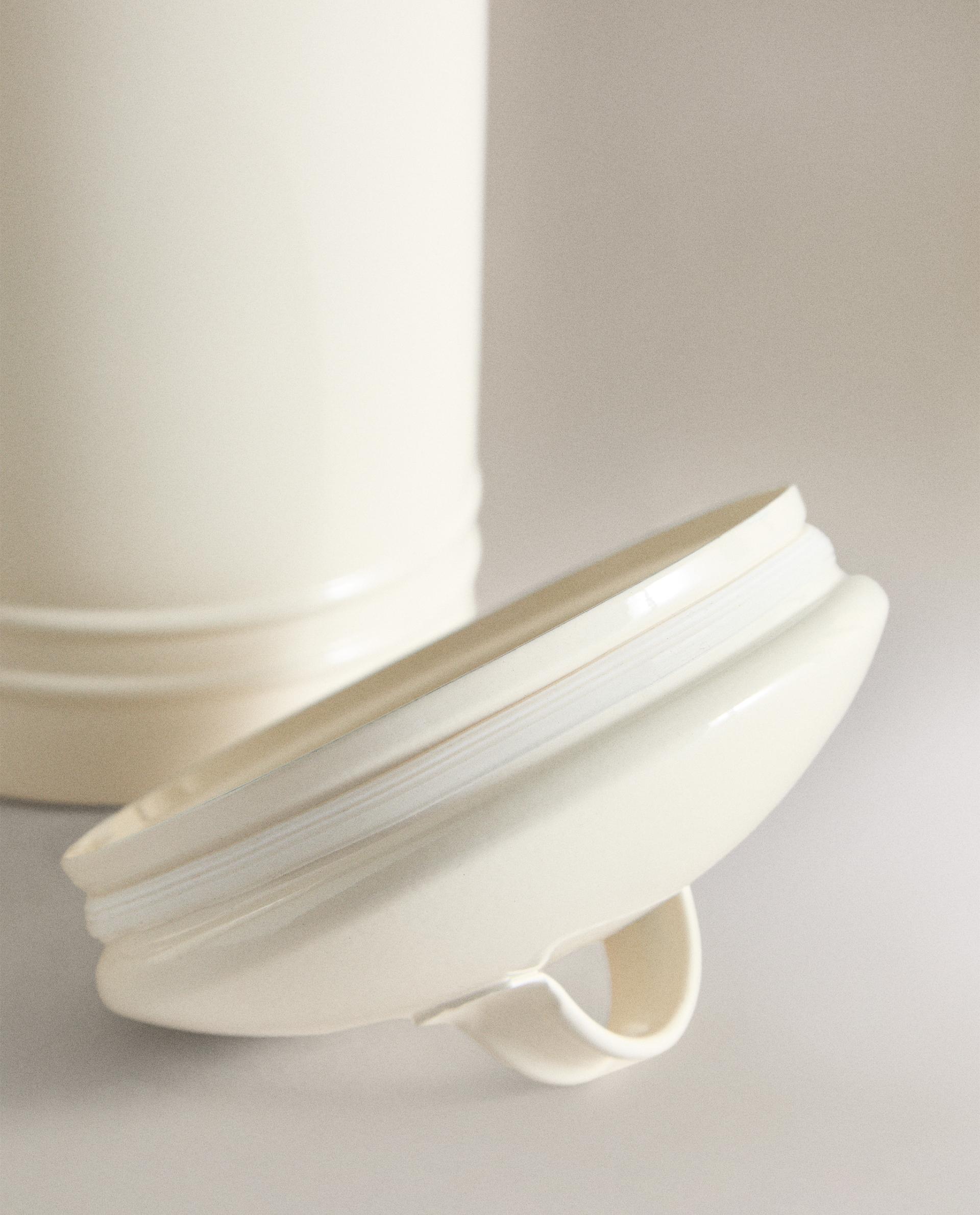 LACQUERED METAL CYLINDRICAL JAR product thumbnail 3