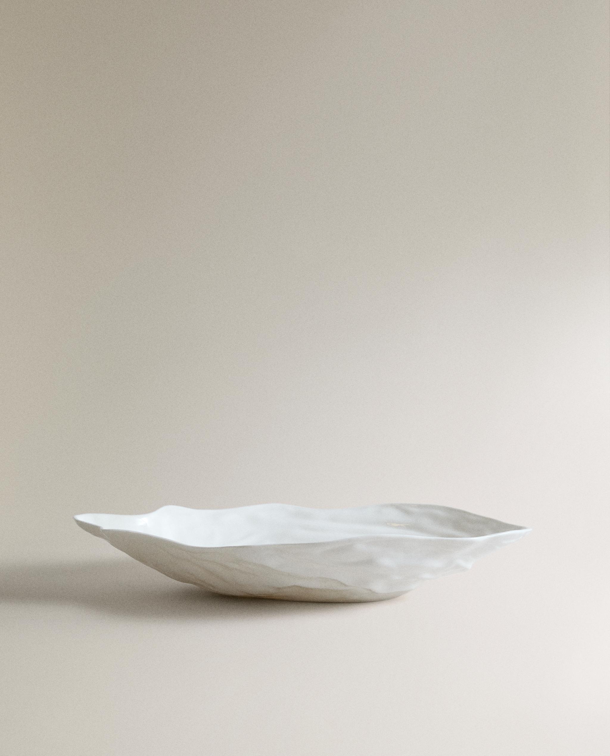 LARGE SHELL PORCELAIN SERVING DISH product thumbnail 5