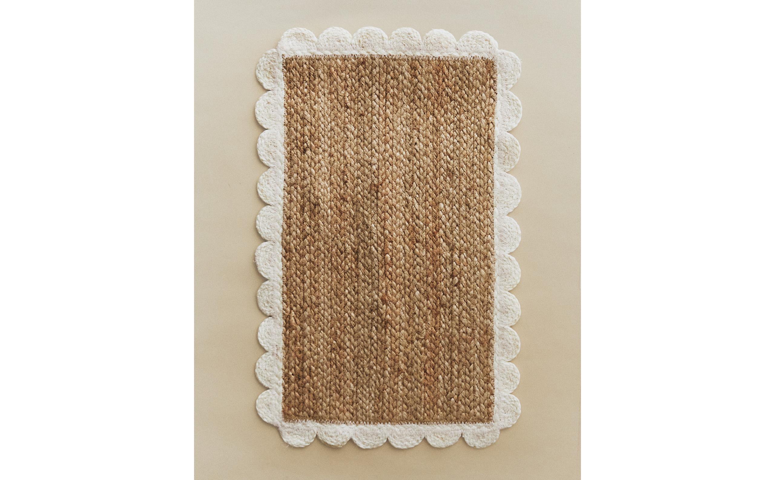 SCALLOPED JUTE PET RUG product thumbnail 18