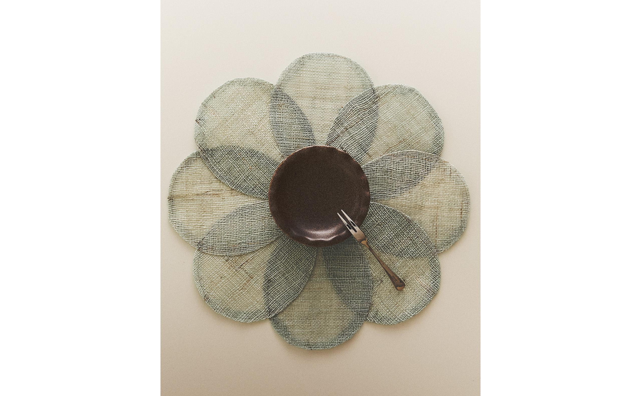 FLOWER RAMIE PLACEMAT product thumbnail 16