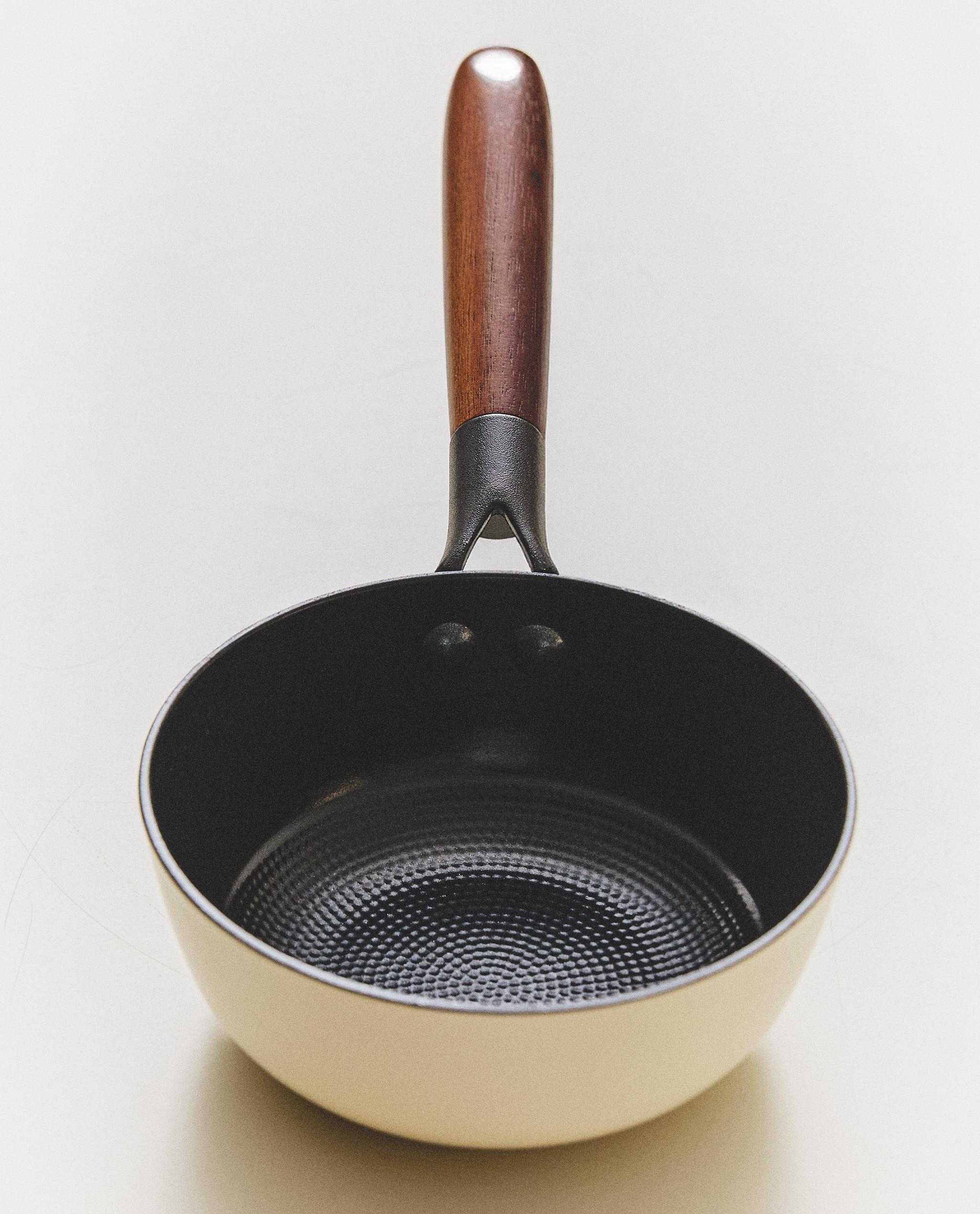 IRON SAUCEPAN product thumbnail 2