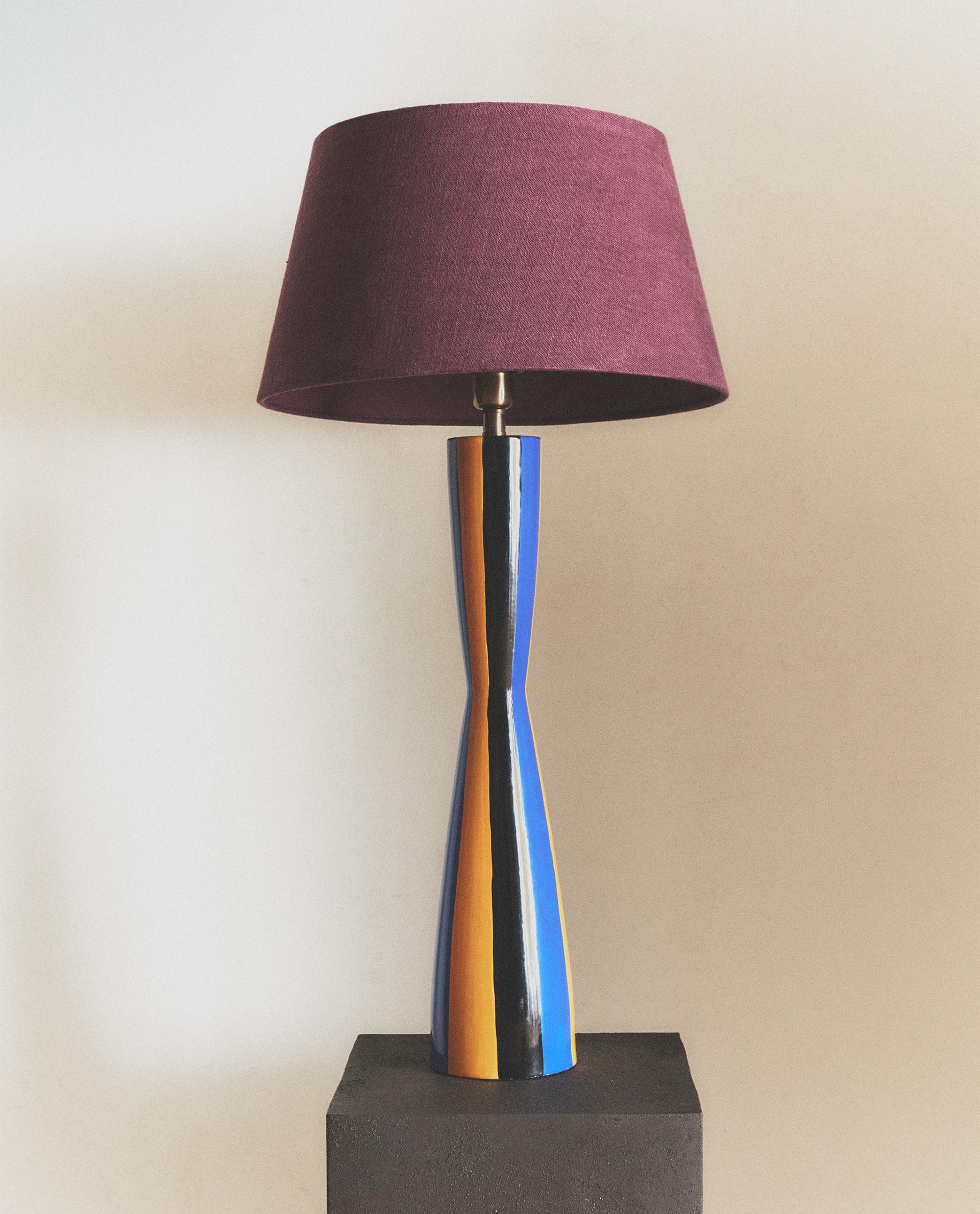 TABLE LAMP WITH STRIPED BASE X COLLAGERIE
