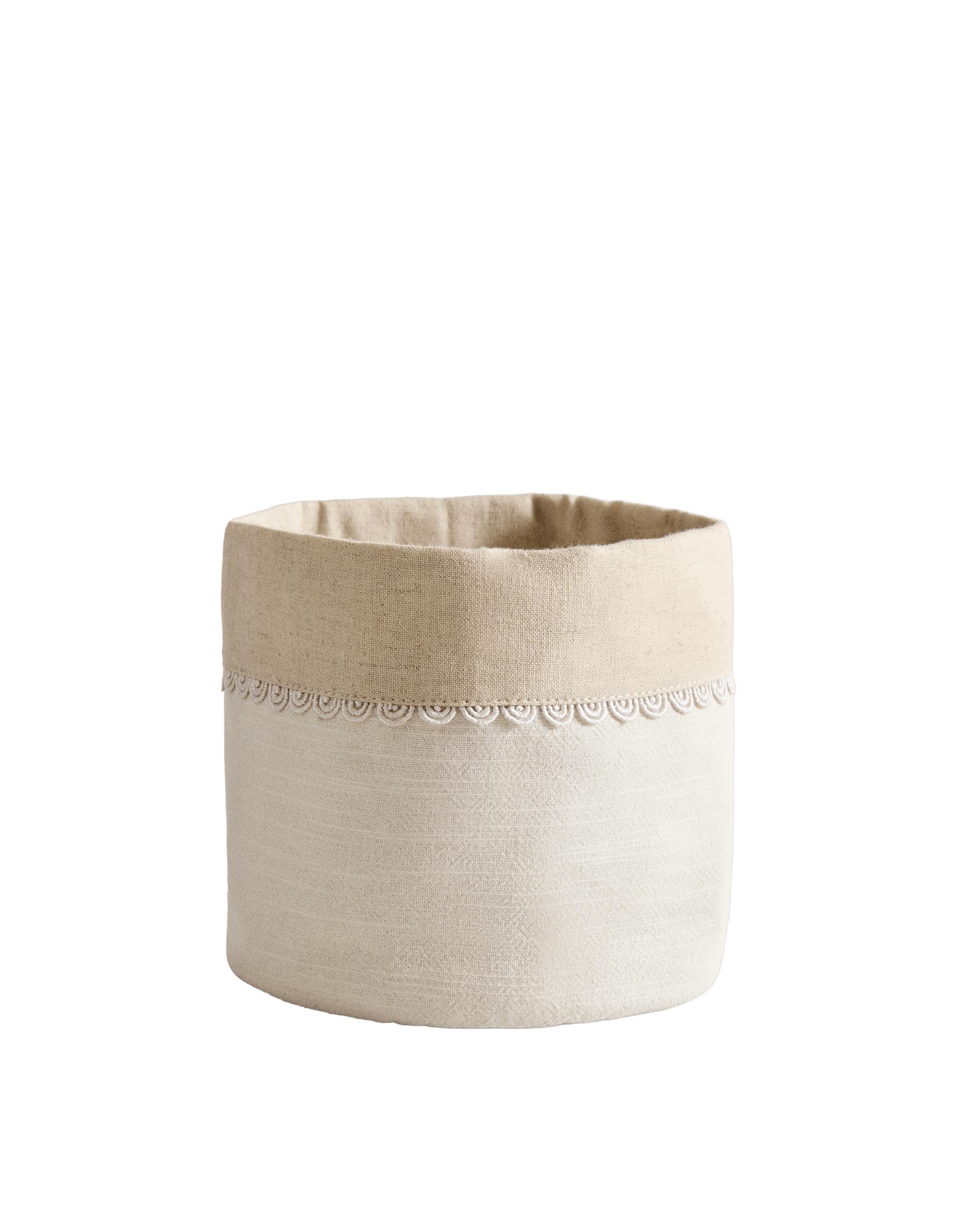BREAD BASKET WITH LACE TRIM product thumbnail 6