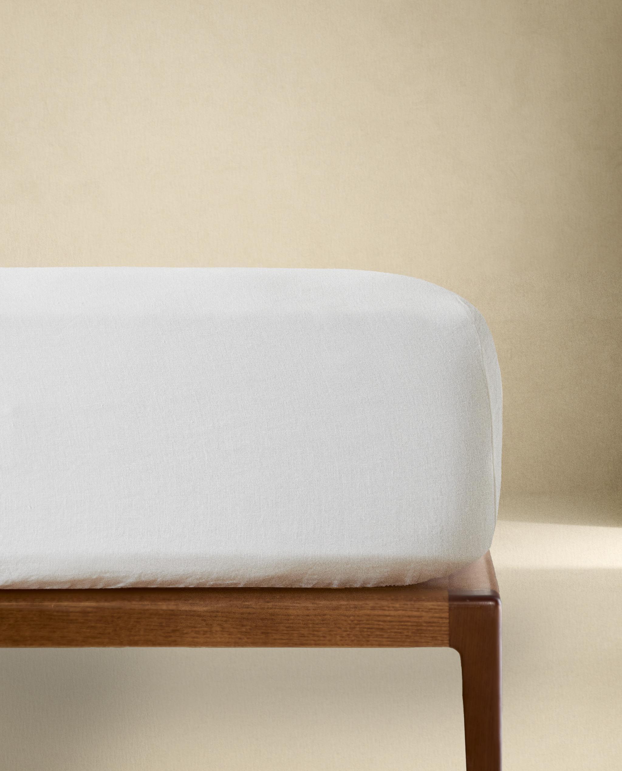 Zara Homeのシンプルで無地のベッドセット | Zara Home 日本